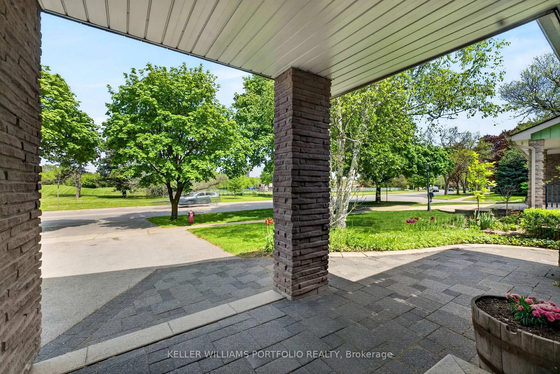 Photo 44 of 38 Laurelcrest Street, Brampton, Westgate — HOMEH