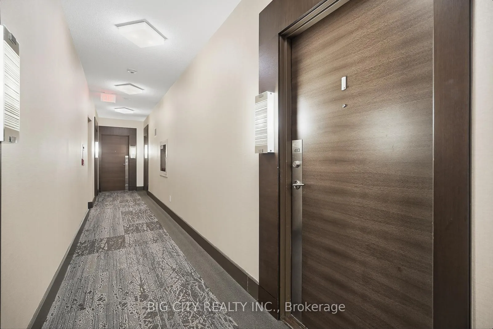Photo 6 of Unit 403, 35 Brian Peck Crescent, Toronto, Leaside — HOMEH