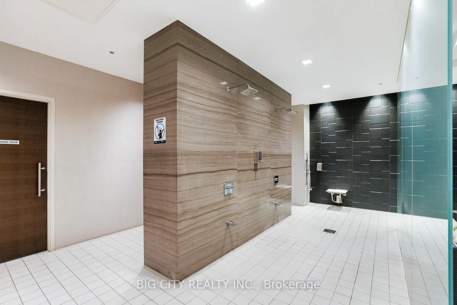 Photo 37 of Unit 403, 35 Brian Peck Crescent, Toronto, Leaside — HOMEH