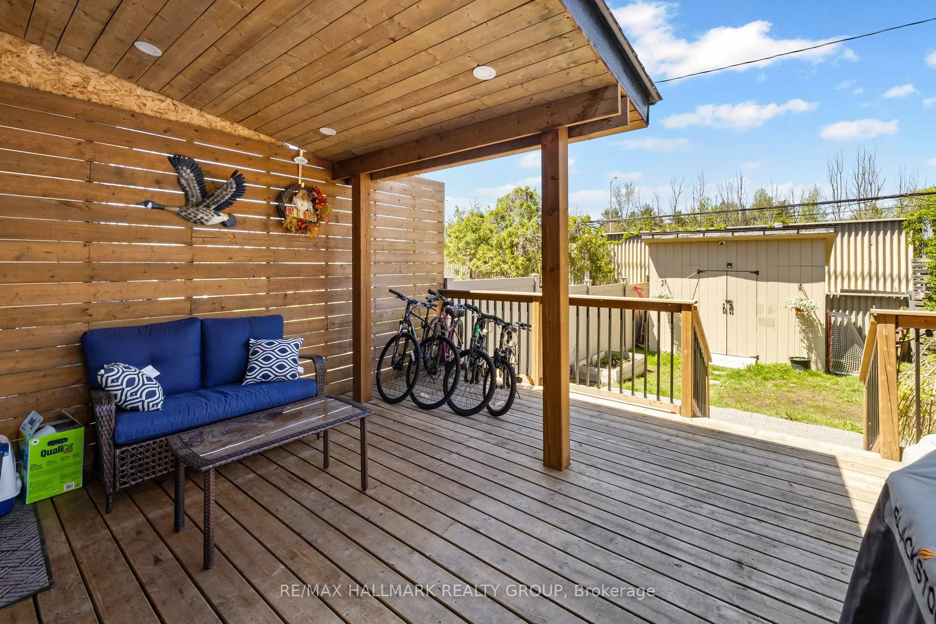Photo 36 of 2041 Kingsley Road, Ottawa, Parkway Park — HOMEH