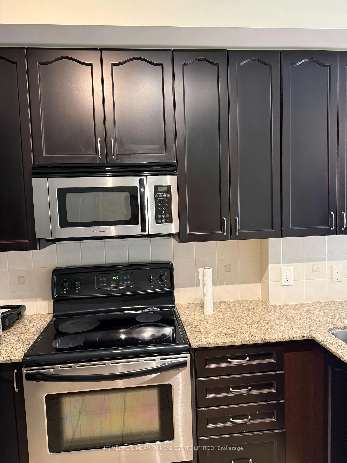 Photo 2 of Unit TH 2, 98 Carr Street, Toronto, Kensington-Chinatown — HOMEH