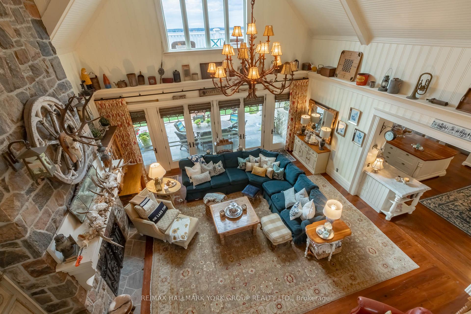 Photo 25 of 736 Lake Drive N, Georgina, Historic Lakeshore Communities — HOMEH