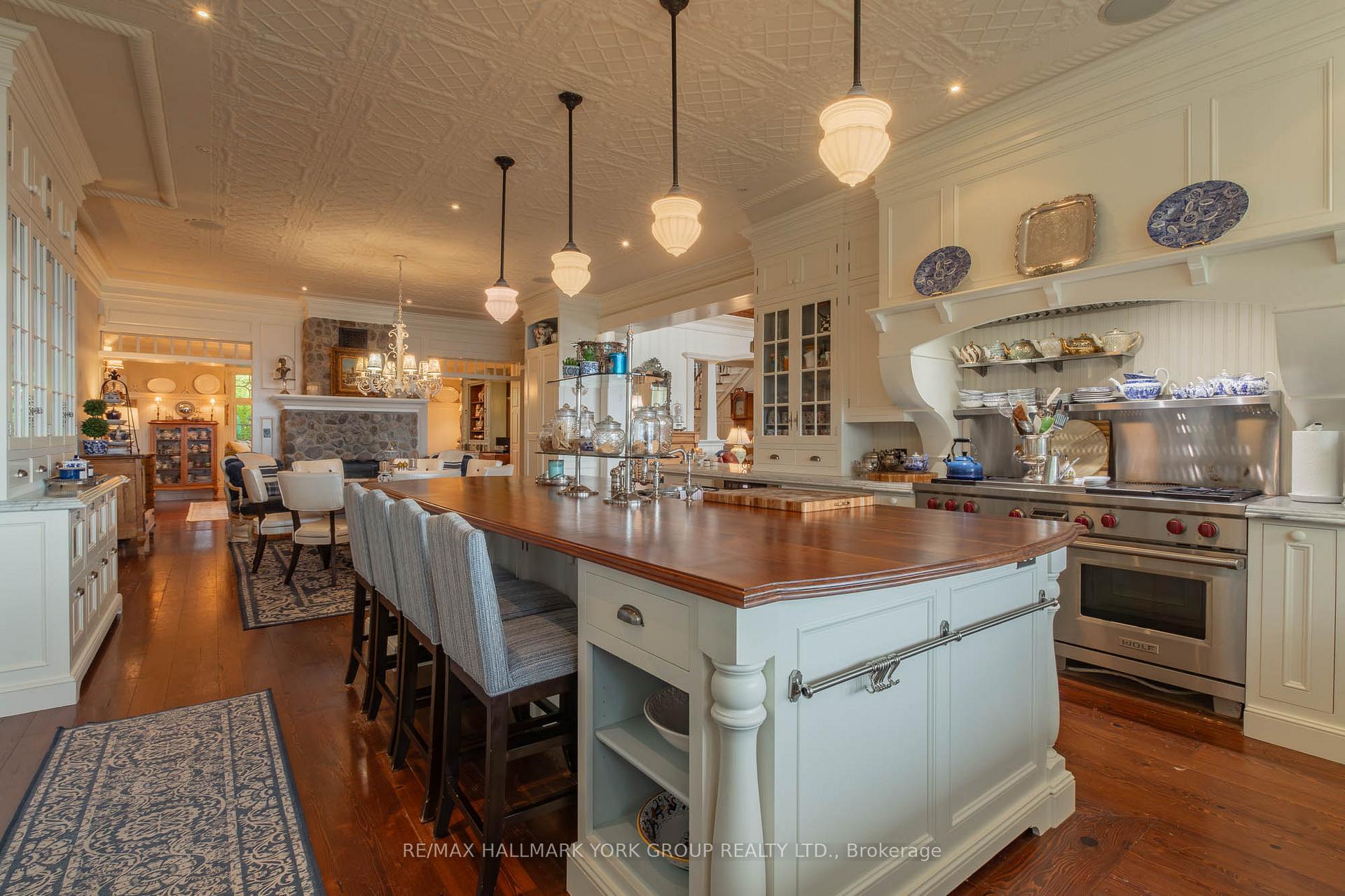 Photo 27 of 736 Lake Drive N, Georgina, Historic Lakeshore Communities — HOMEH