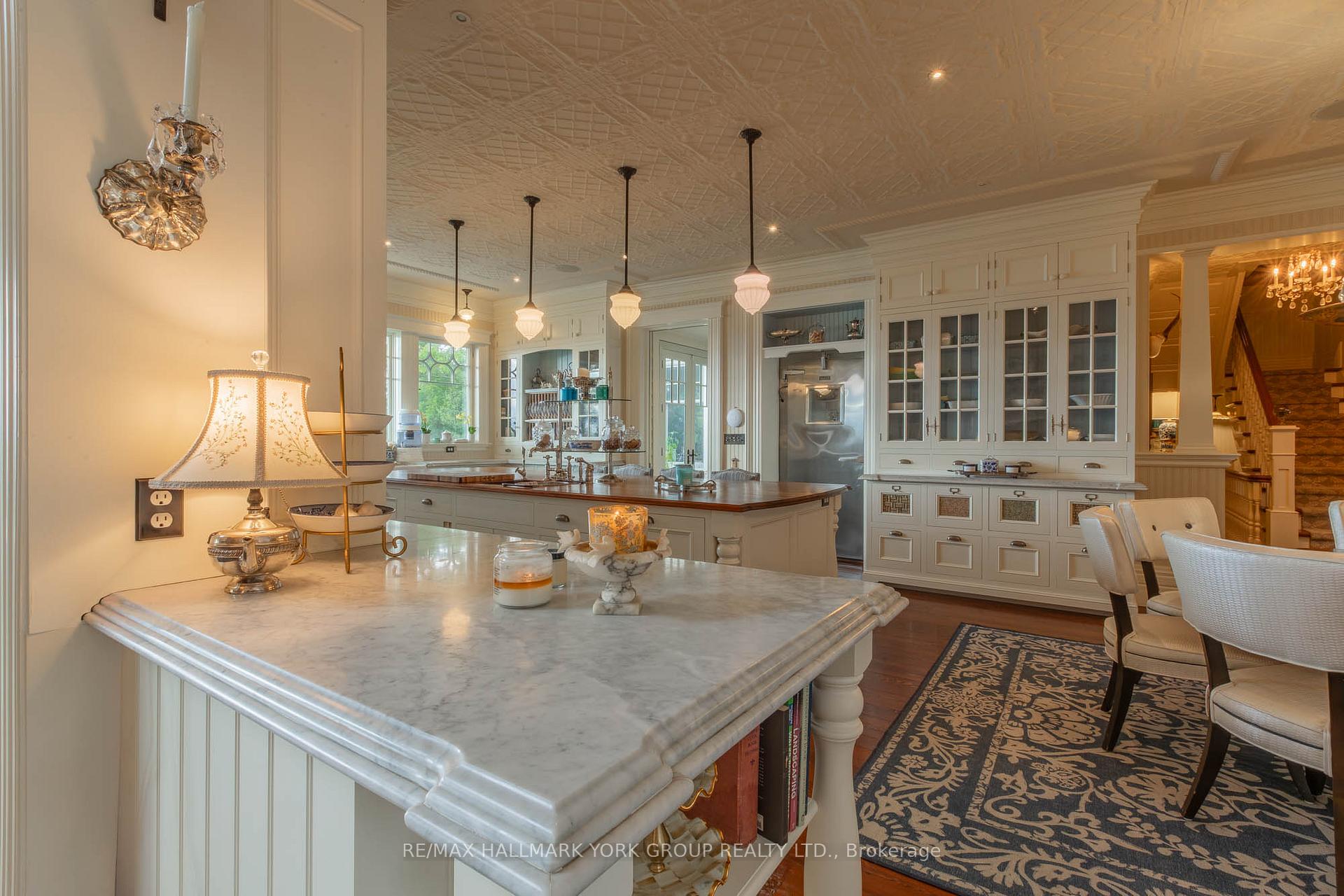 Photo 28 of 736 Lake Drive N, Georgina, Historic Lakeshore Communities — HOMEH