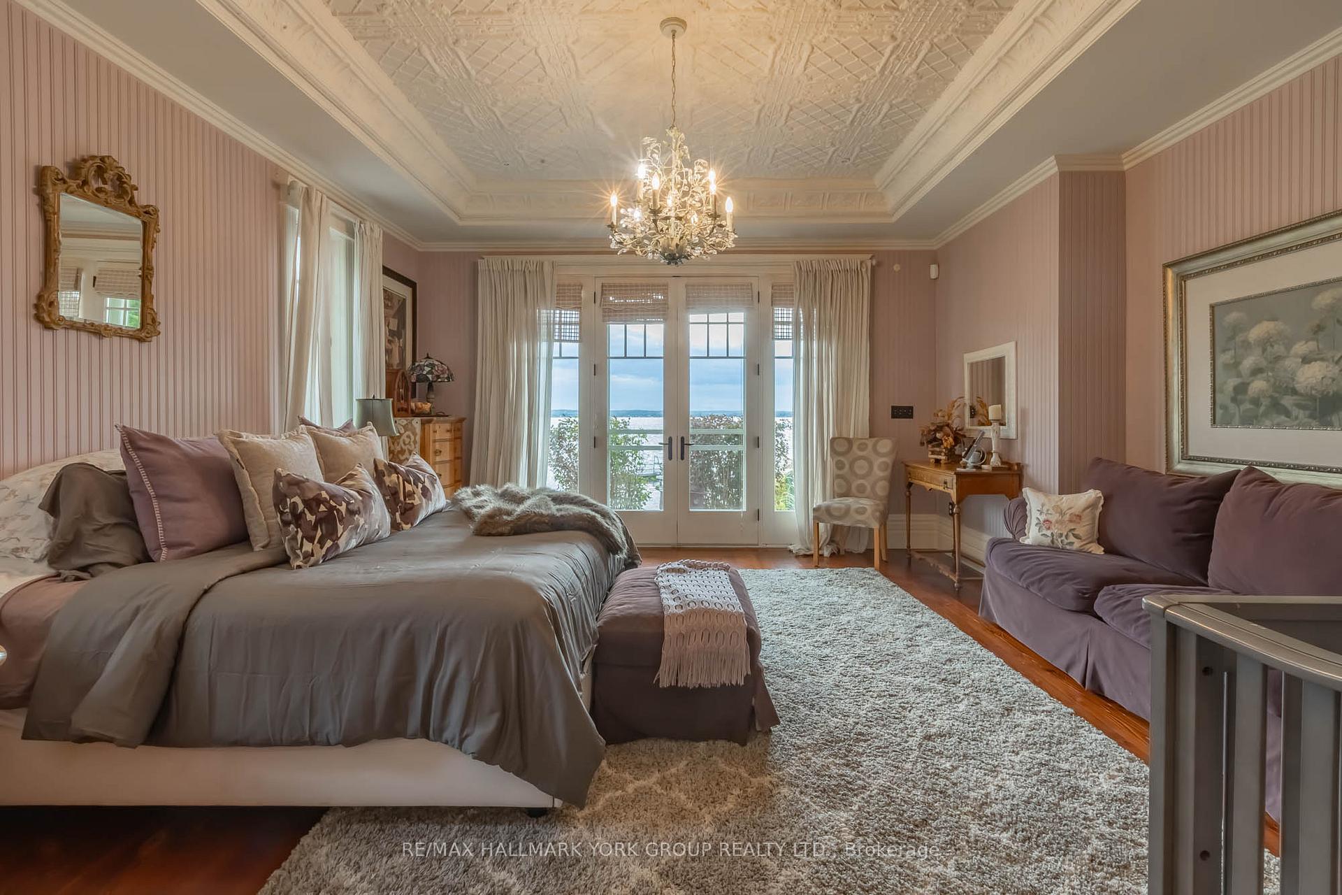 Photo 35 of 736 Lake Drive N, Georgina, Historic Lakeshore Communities — HOMEH