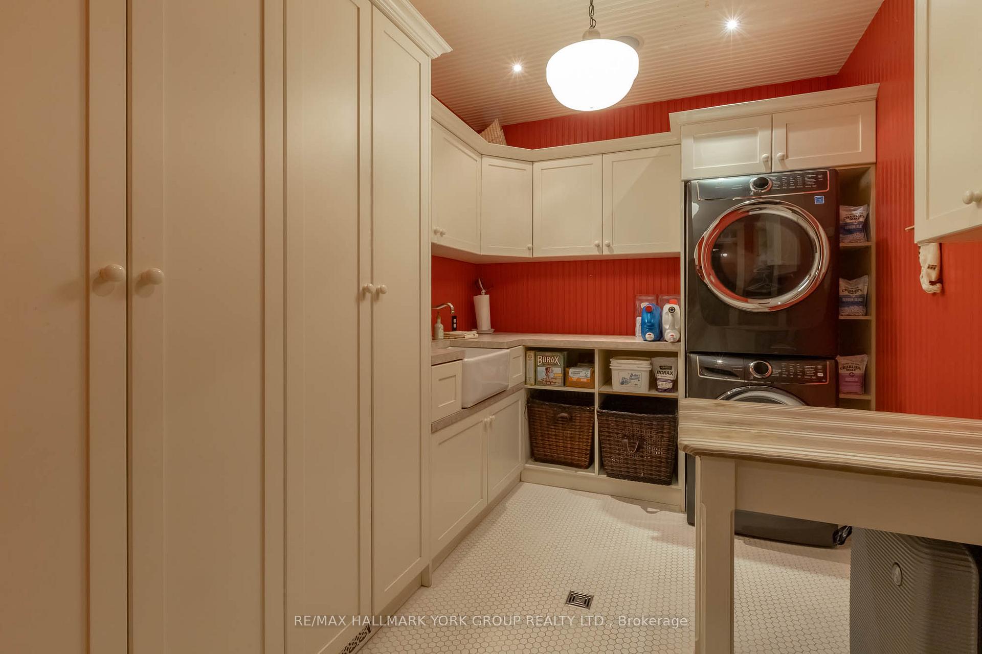 Photo 47 of 736 Lake Drive N, Georgina, Historic Lakeshore Communities — HOMEH