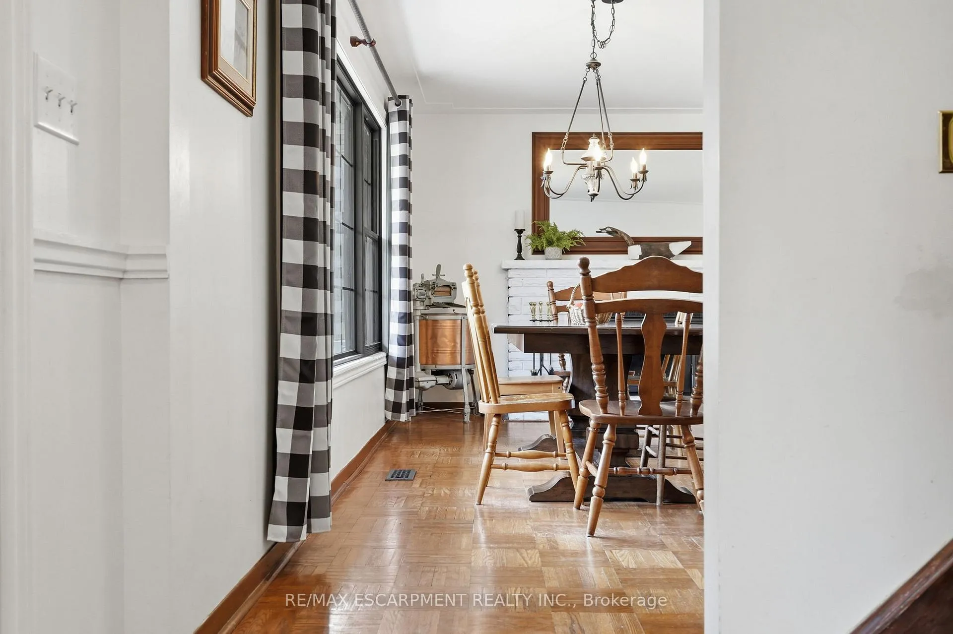 Photo 9 of 222 Concession 11 E, Hamilton, Rural Flamborough — HOMEH