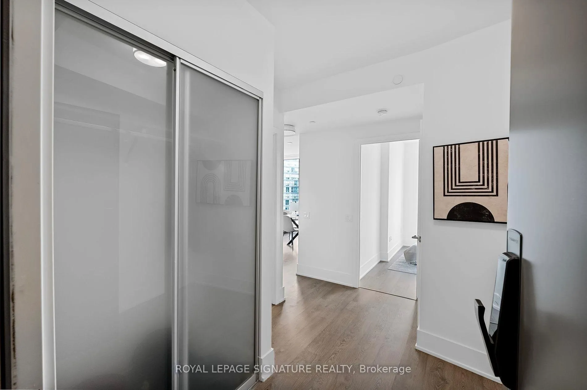 Photo 3 of Unit 3003, 10 York Street, Toronto, Waterfront Communities — HOMEH