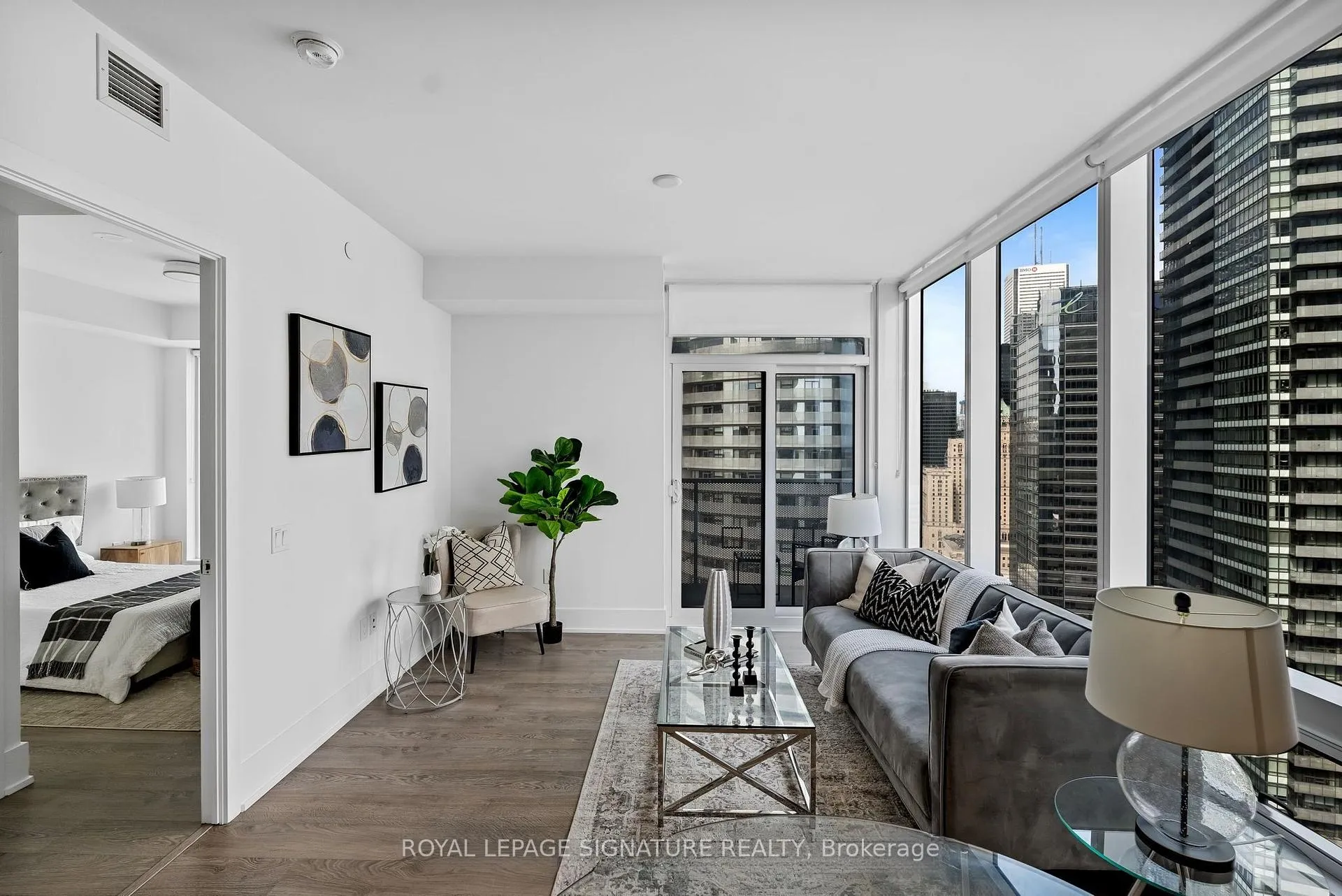 Photo 7 of Unit 3003, 10 York Street, Toronto, Waterfront Communities — HOMEH