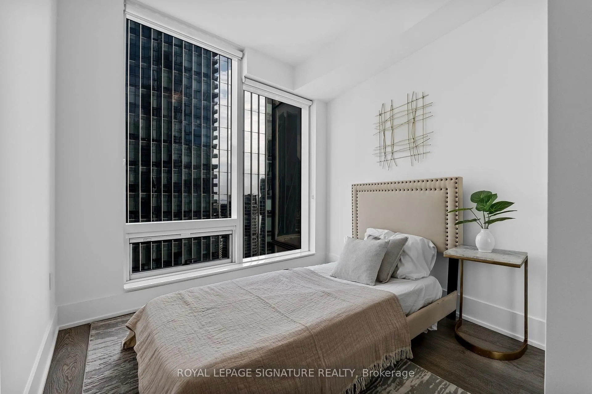 Photo 13 of Unit 3003, 10 York Street, Toronto, Waterfront Communities — HOMEH