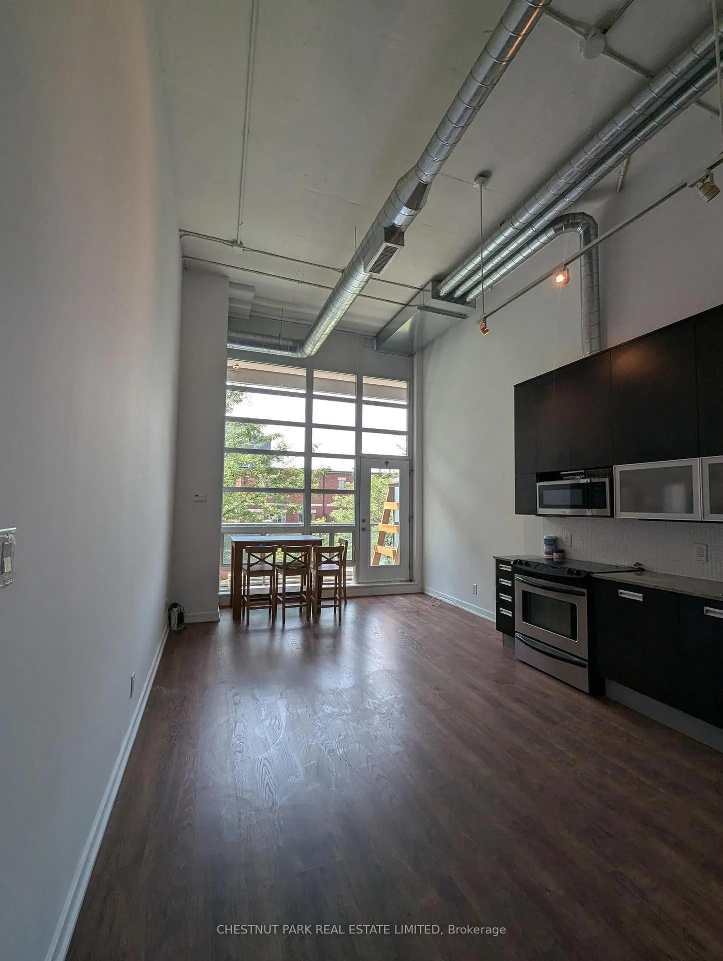 Photo 5 of Unit 215, 380 Macpherson Avenue, Toronto, Casa Loma — HOMEH
