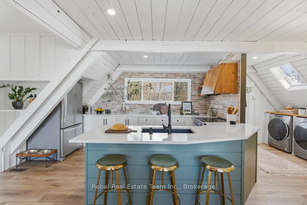 Photo 5 of 169 Cooke Armstrong Road, Quinte West, Sidney Ward — HOMEH