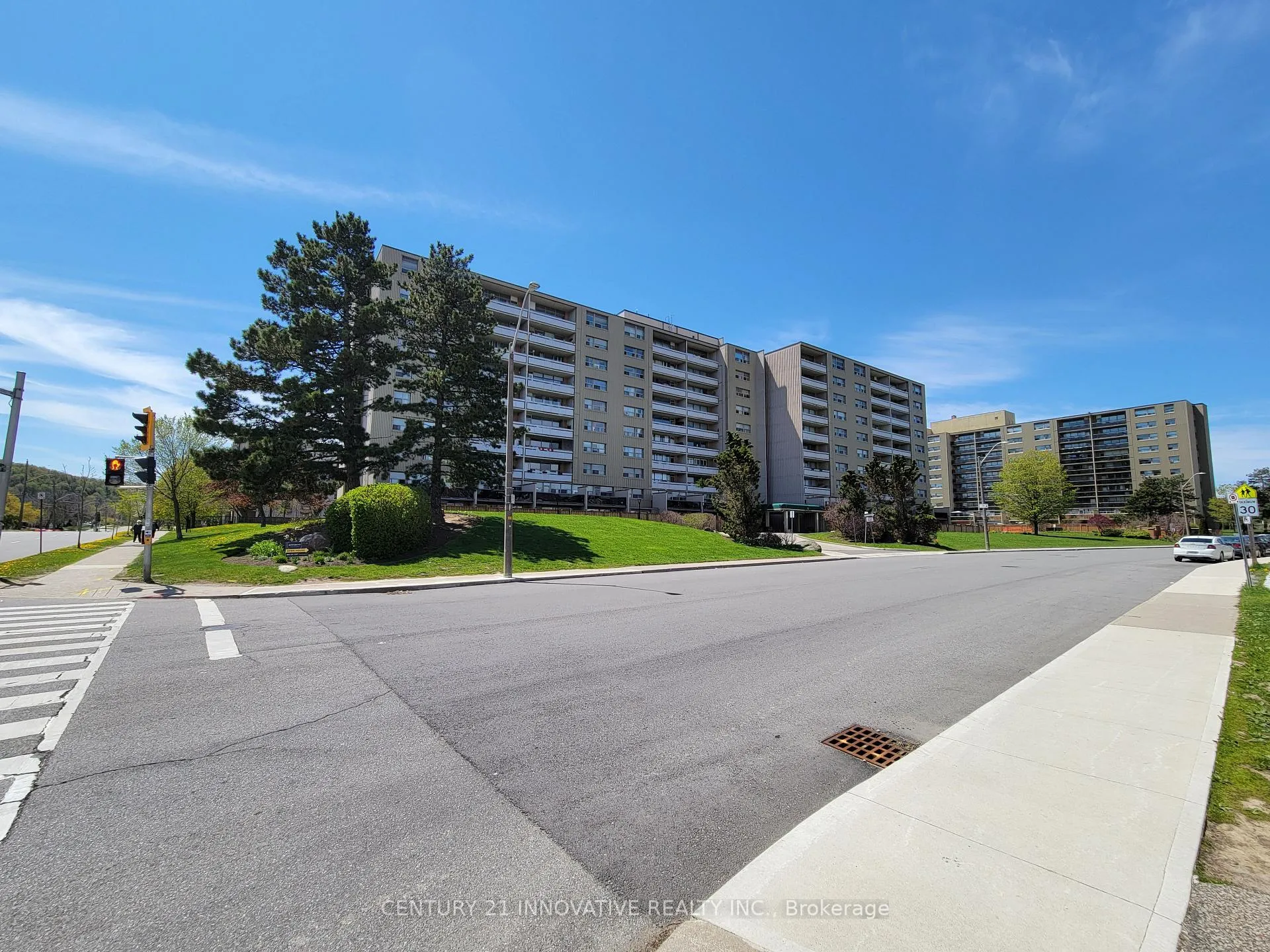 Photo 8 of Unit 910, 15 Albright Road S, Hamilton, Vincent — HOMEH