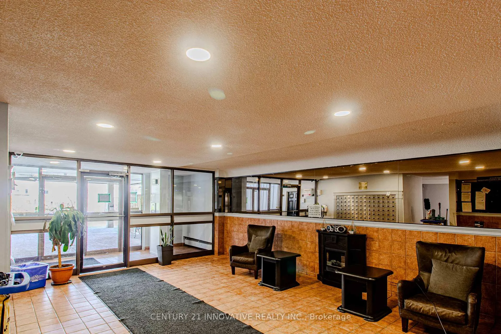 Photo 16 of Unit 910, 15 Albright Road S, Hamilton, Vincent — HOMEH