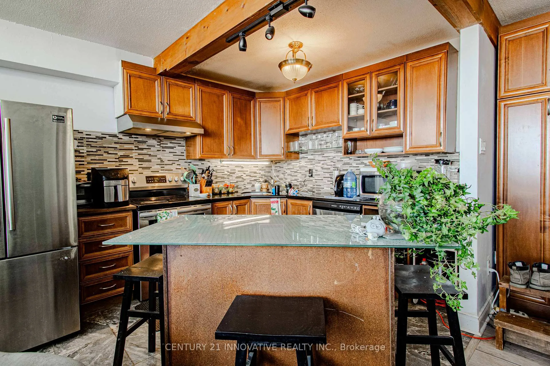 Photo 25 of Unit 910, 15 Albright Road S, Hamilton, Vincent — HOMEH