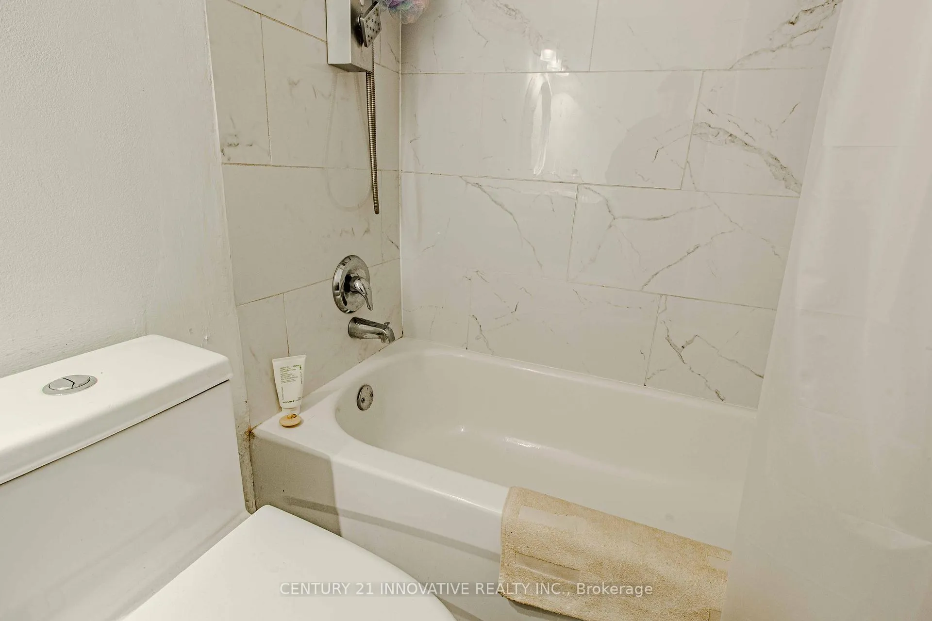 Photo 32 of Unit 910, 15 Albright Road S, Hamilton, Vincent — HOMEH
