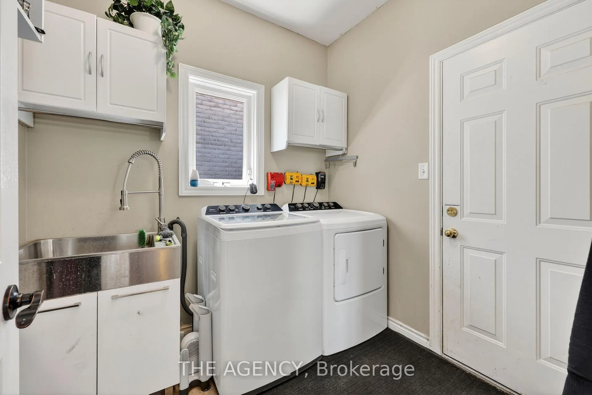 Photo 28 of 21 Silver Trail, Barrie, Ardagh — HOMEH