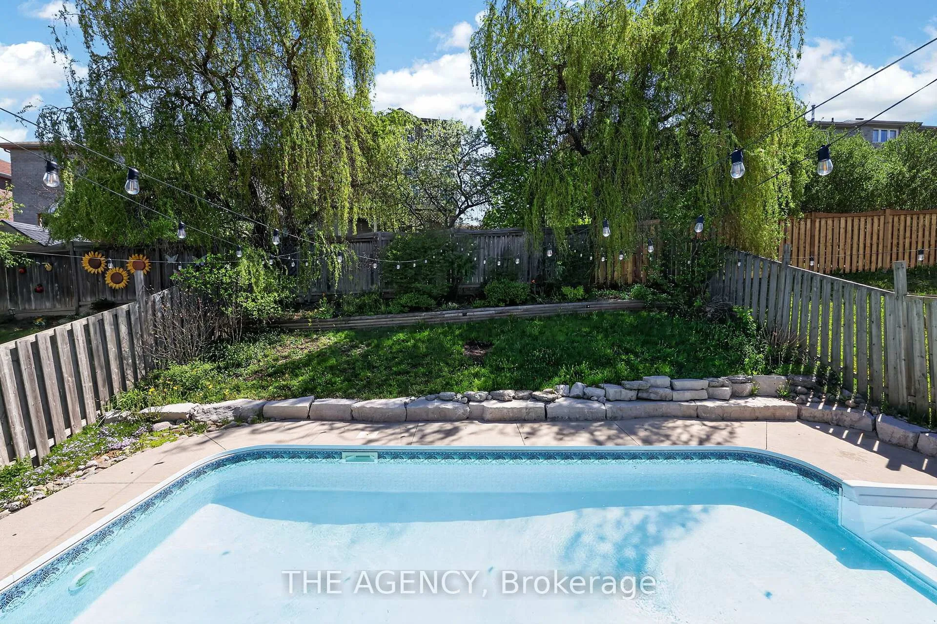 Photo 47 of 21 Silver Trail, Barrie, Ardagh — HOMEH