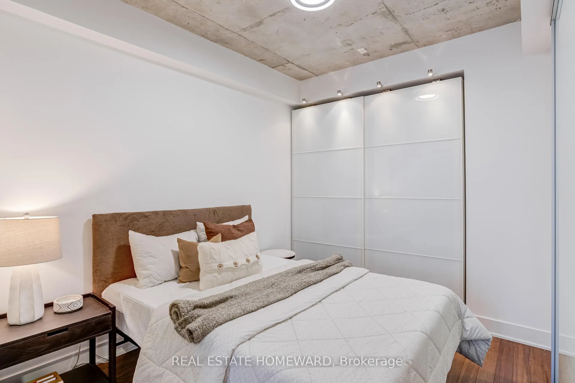 Photo 10 of Unit 709, 90 Trinity Street, Toronto, Waterfront Communities — HOMEH