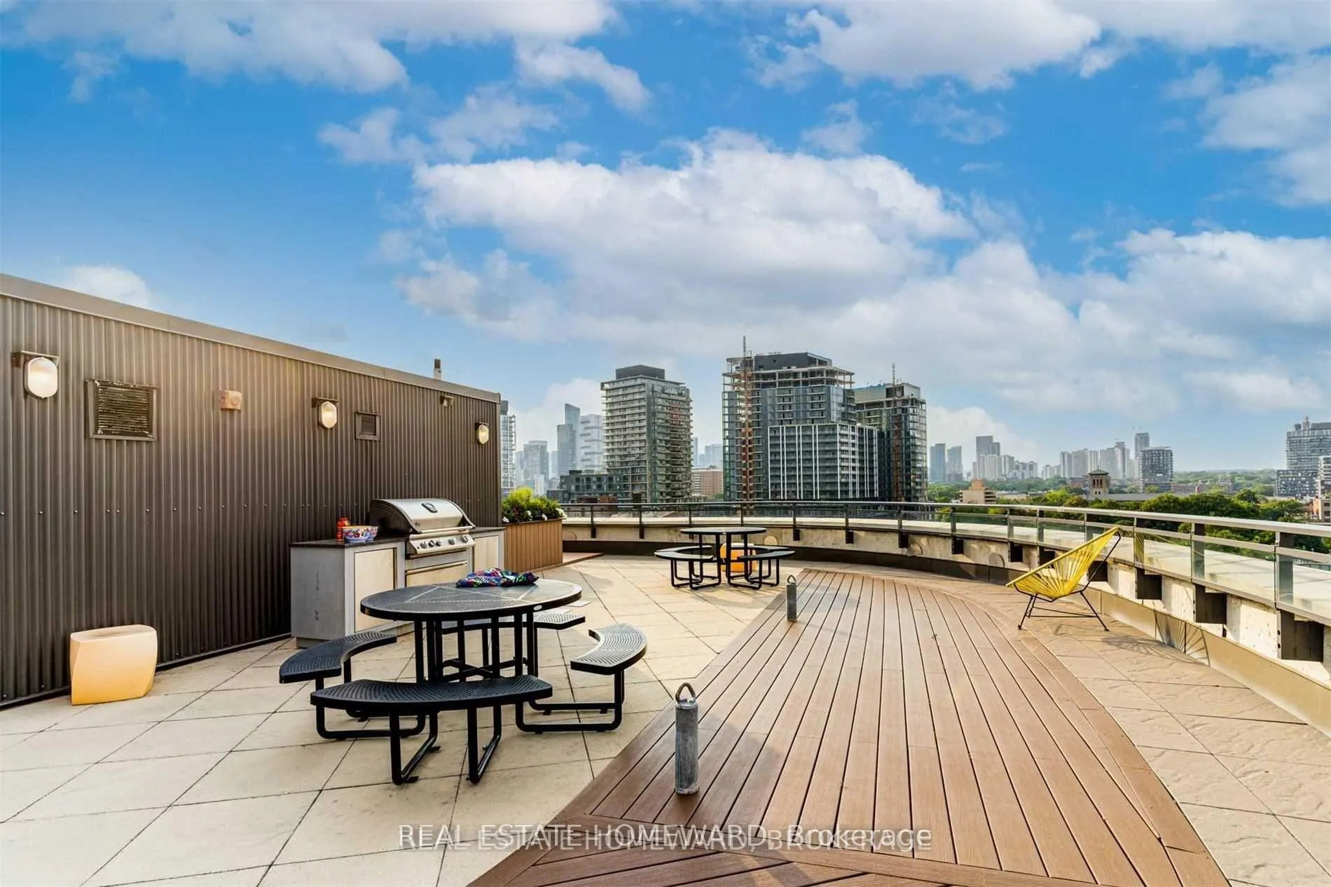 Photo 26 of Unit 709, 90 Trinity Street, Toronto, Waterfront Communities — HOMEH
