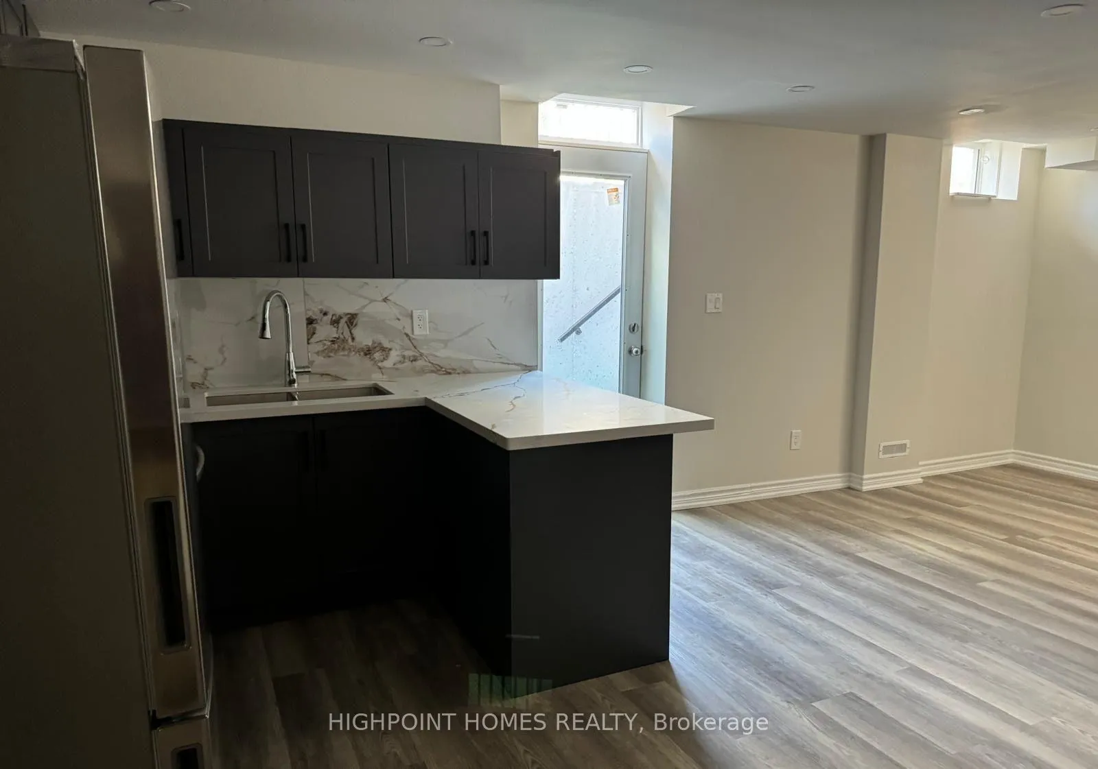 Photo 10 of 28 Northern Breeze Crescent, Whitby, Rolling Acres — HOMEH