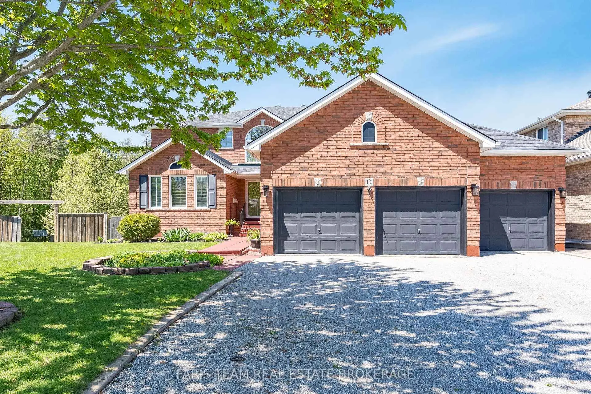 Photo 1 of 11 Berry Court, Barrie, Ardagh — HOMEH