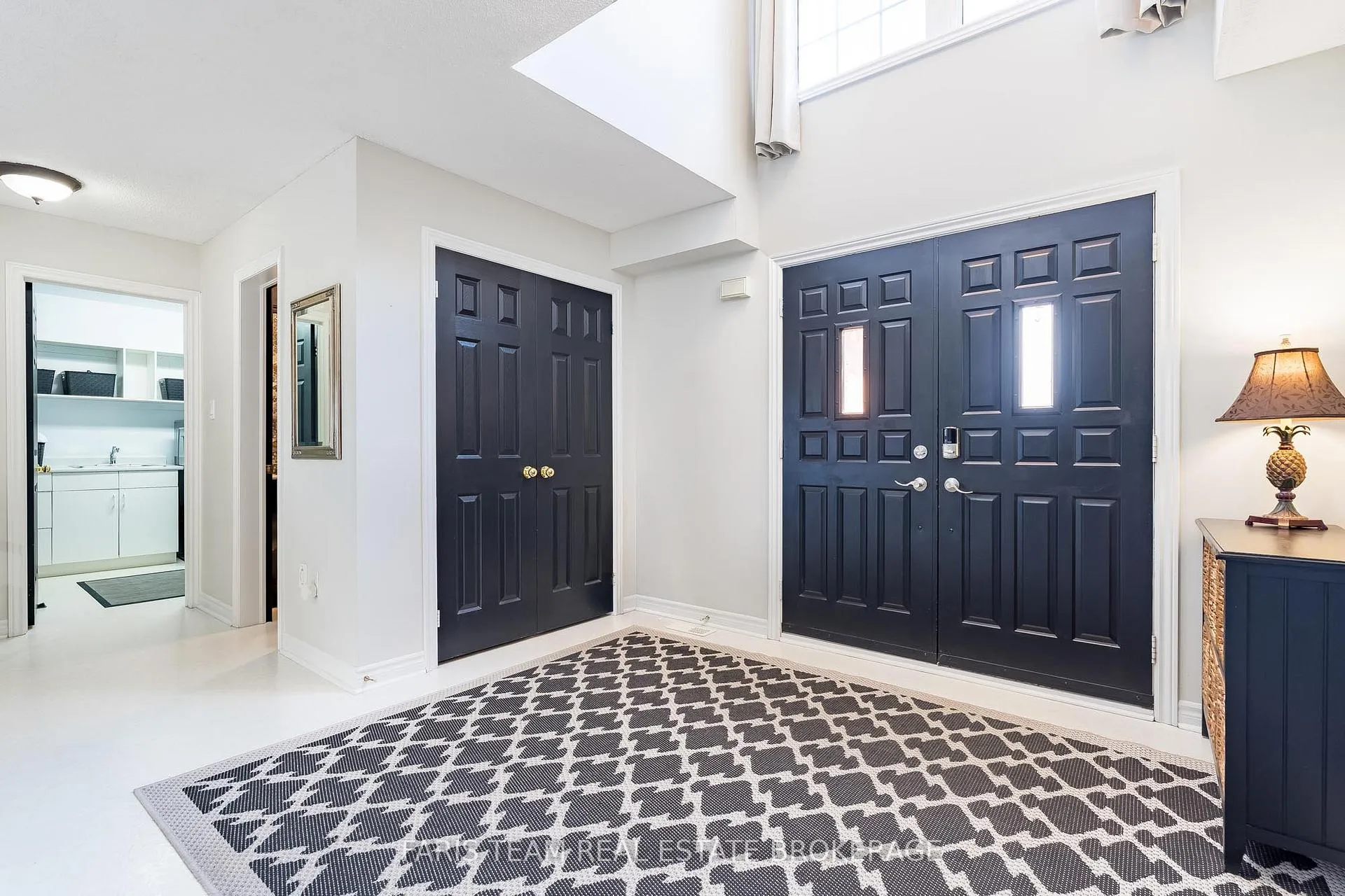 Photo 4 of 11 Berry Court, Barrie, Ardagh — HOMEH