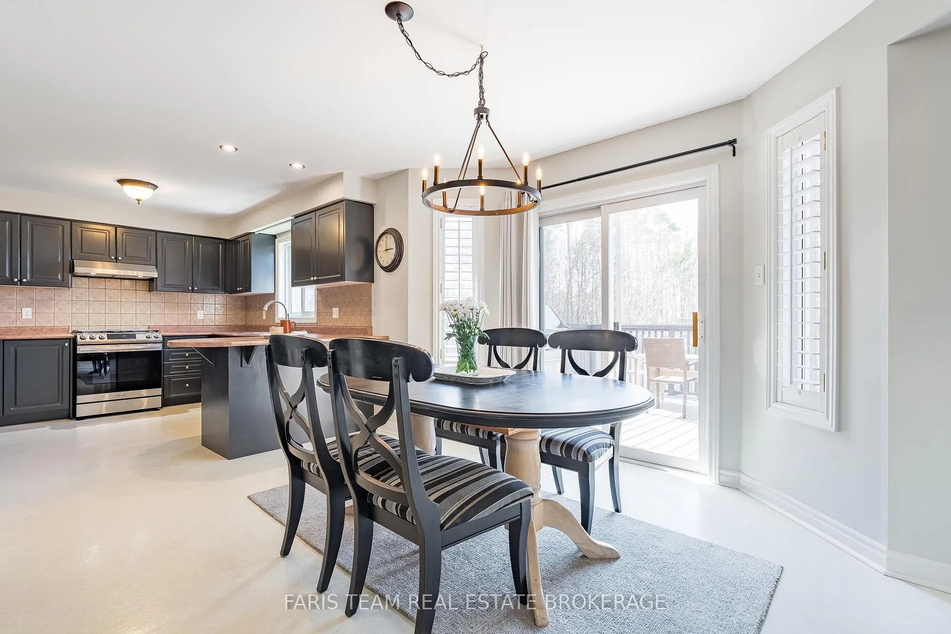 Photo 12 of 11 Berry Court, Barrie, Ardagh — HOMEH