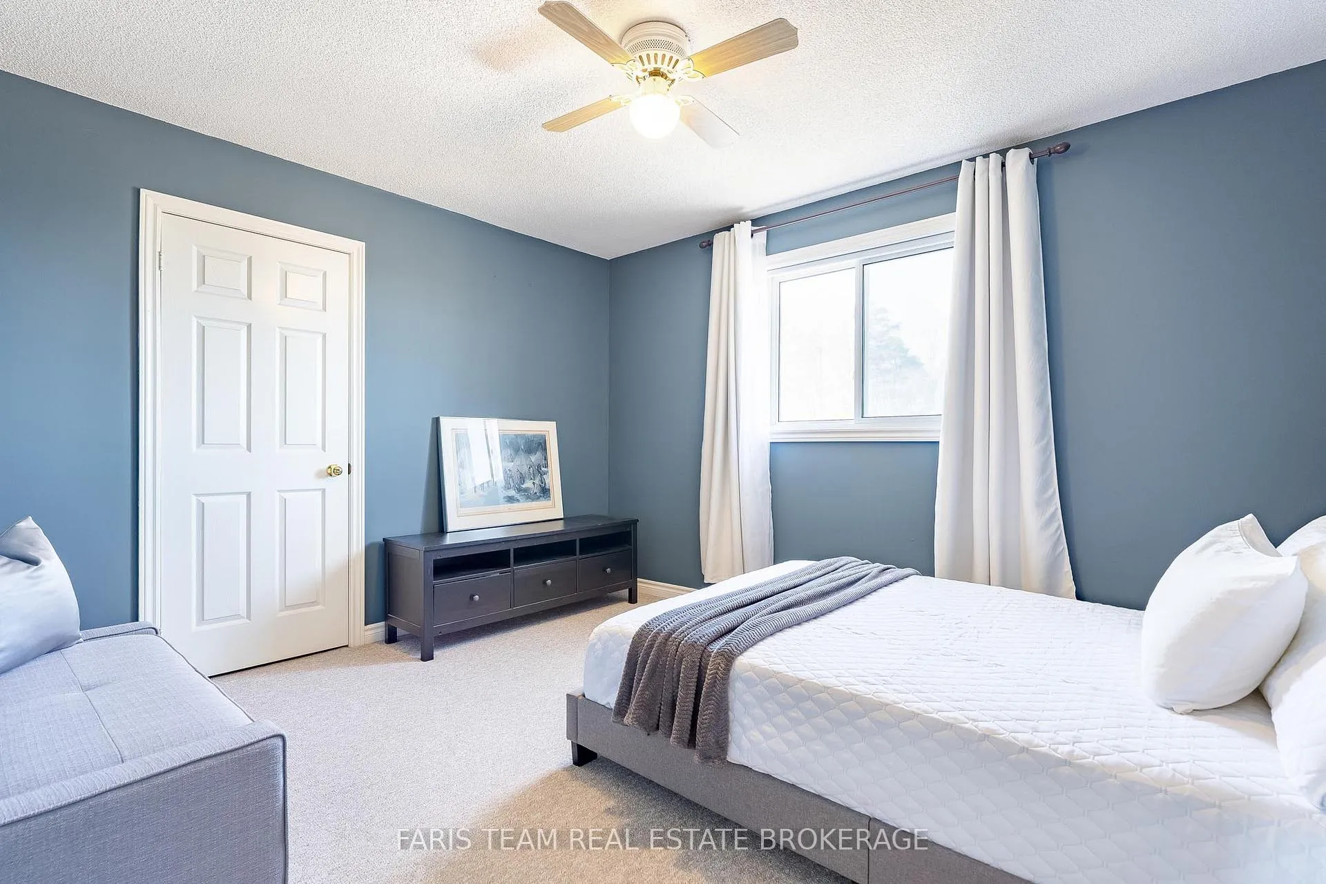 Photo 25 of 11 Berry Court, Barrie, Ardagh — HOMEH