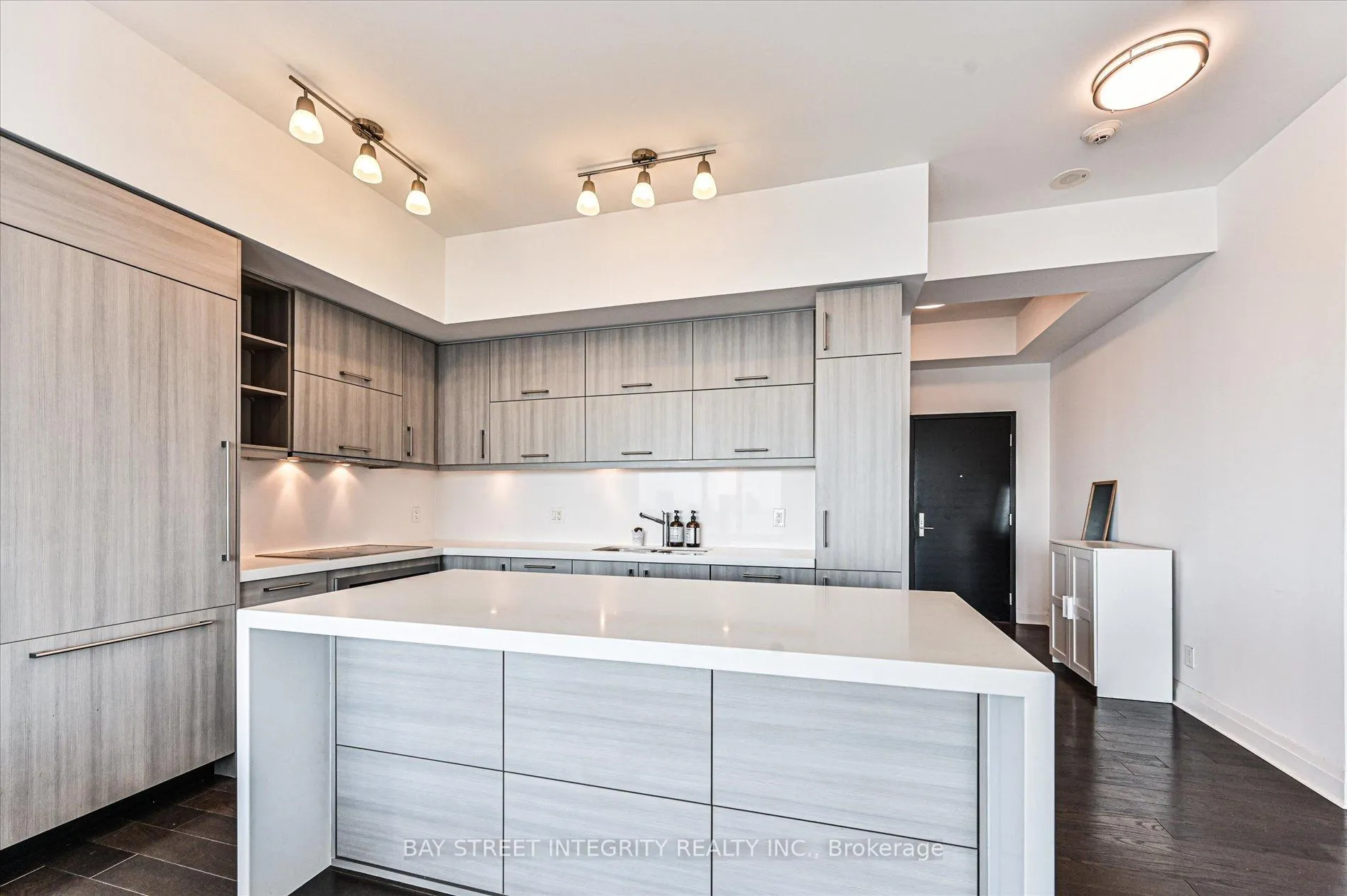 Photo 13 of Unit 5302, 1080 Bay Street, Toronto, Bay Street Corridor — HOMEH