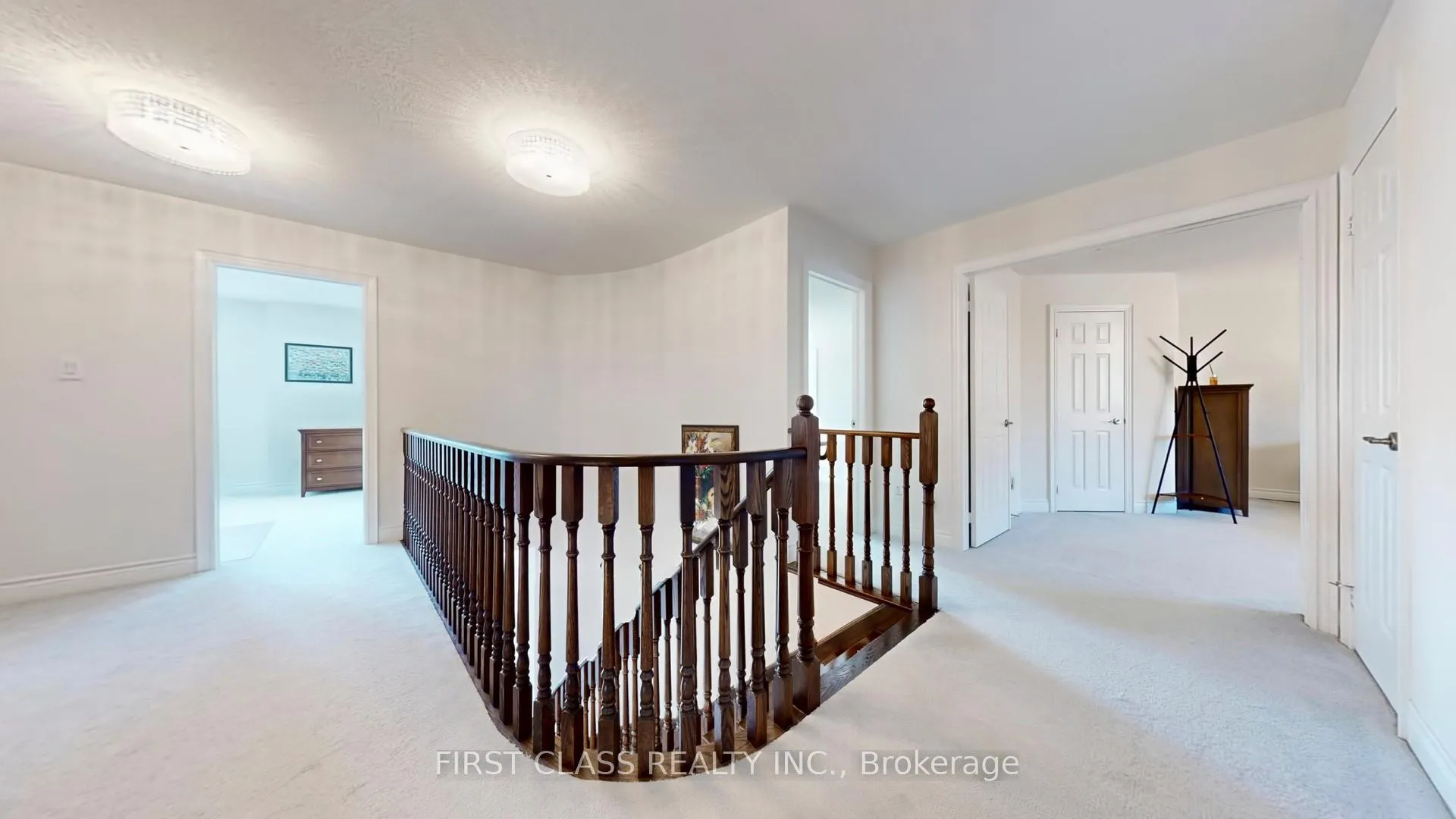 Photo 22 of 93 Royal West Drive, Brampton, Credit Valley — HOMEH