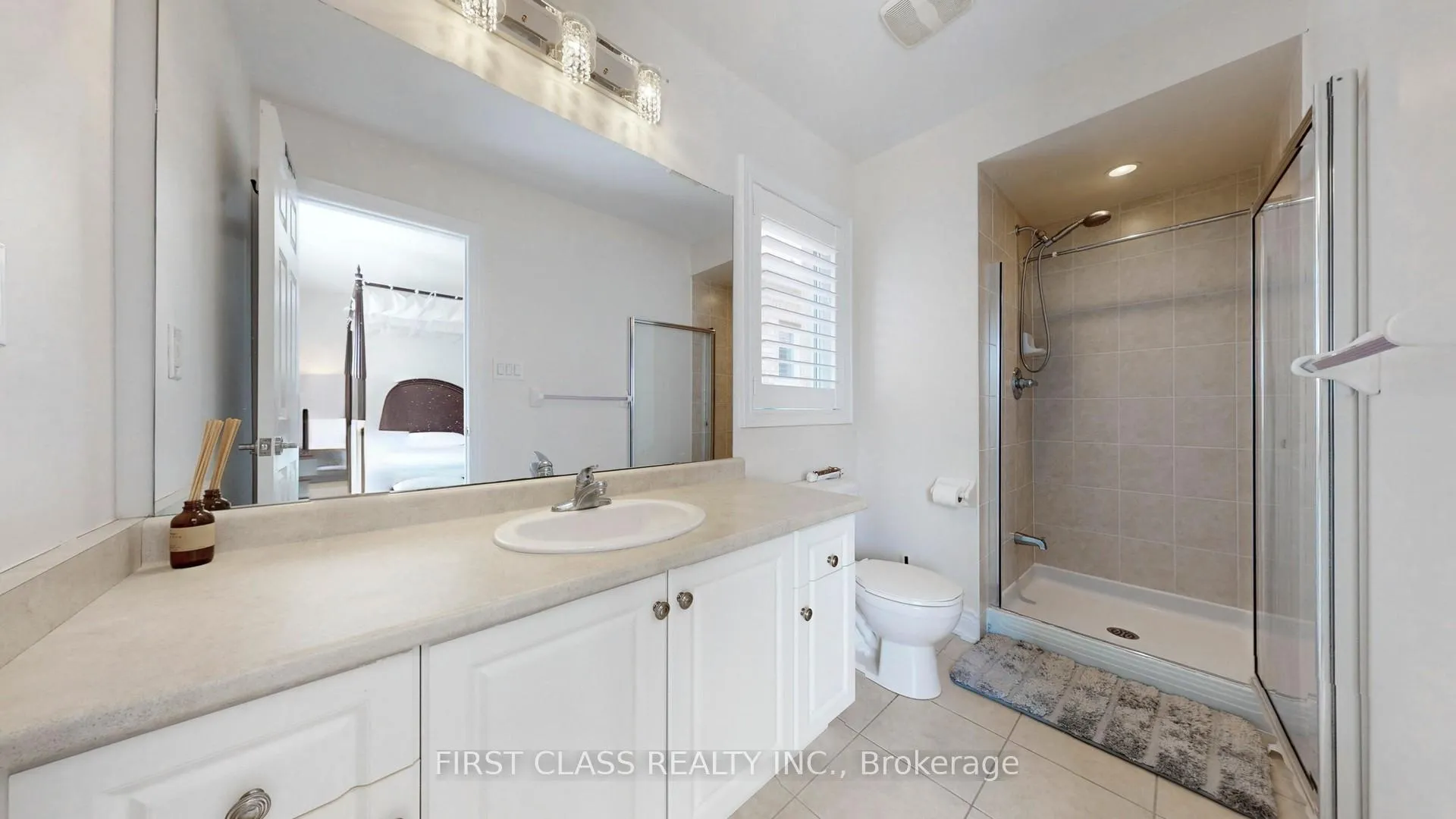 Photo 32 of 93 Royal West Drive, Brampton, Credit Valley — HOMEH