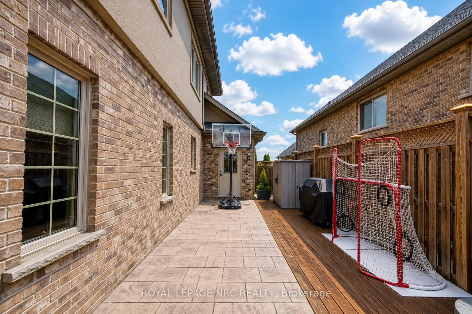 Photo 6 of 8479 Forestview Boulevard, Niagara Falls, Forestview — HOMEH