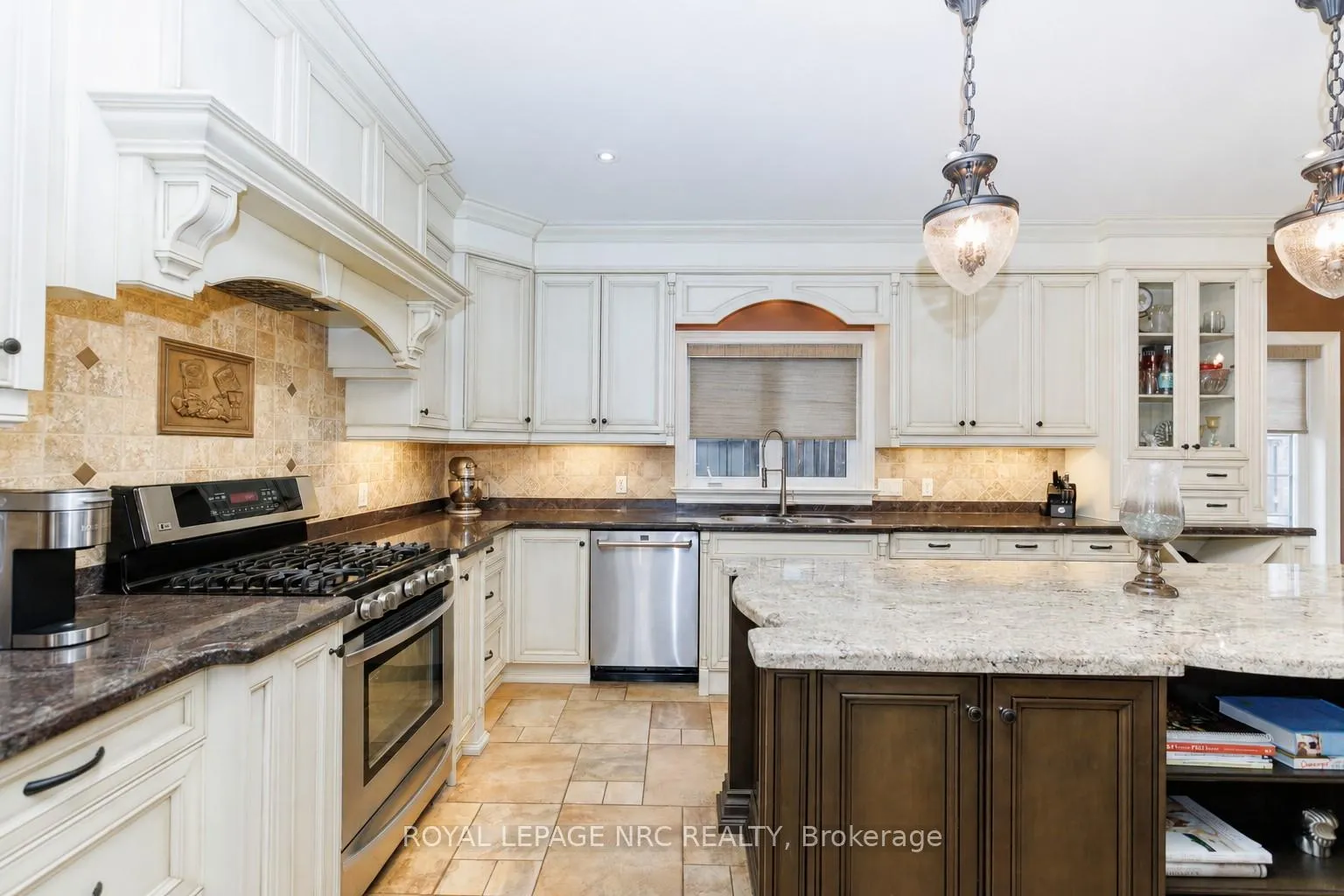 Photo 19 of 8479 Forestview Boulevard, Niagara Falls, Forestview — HOMEH
