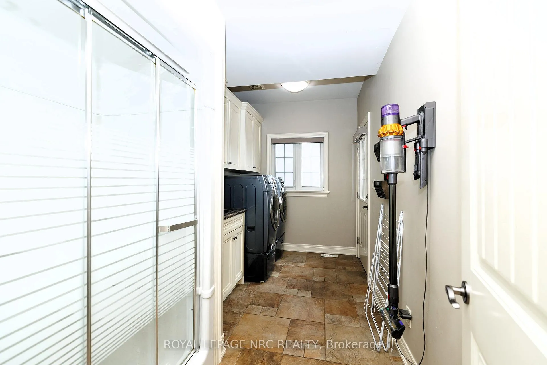 Photo 28 of 8479 Forestview Boulevard, Niagara Falls, Forestview — HOMEH