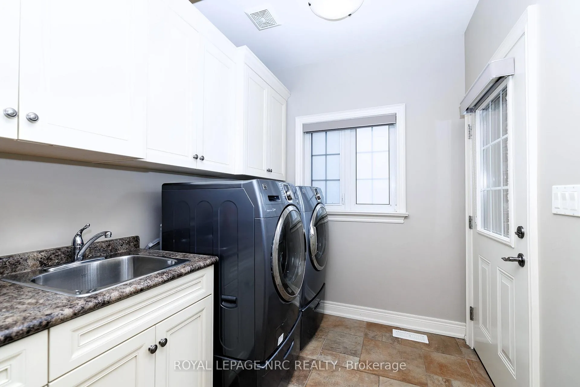 Photo 29 of 8479 Forestview Boulevard, Niagara Falls, Forestview — HOMEH