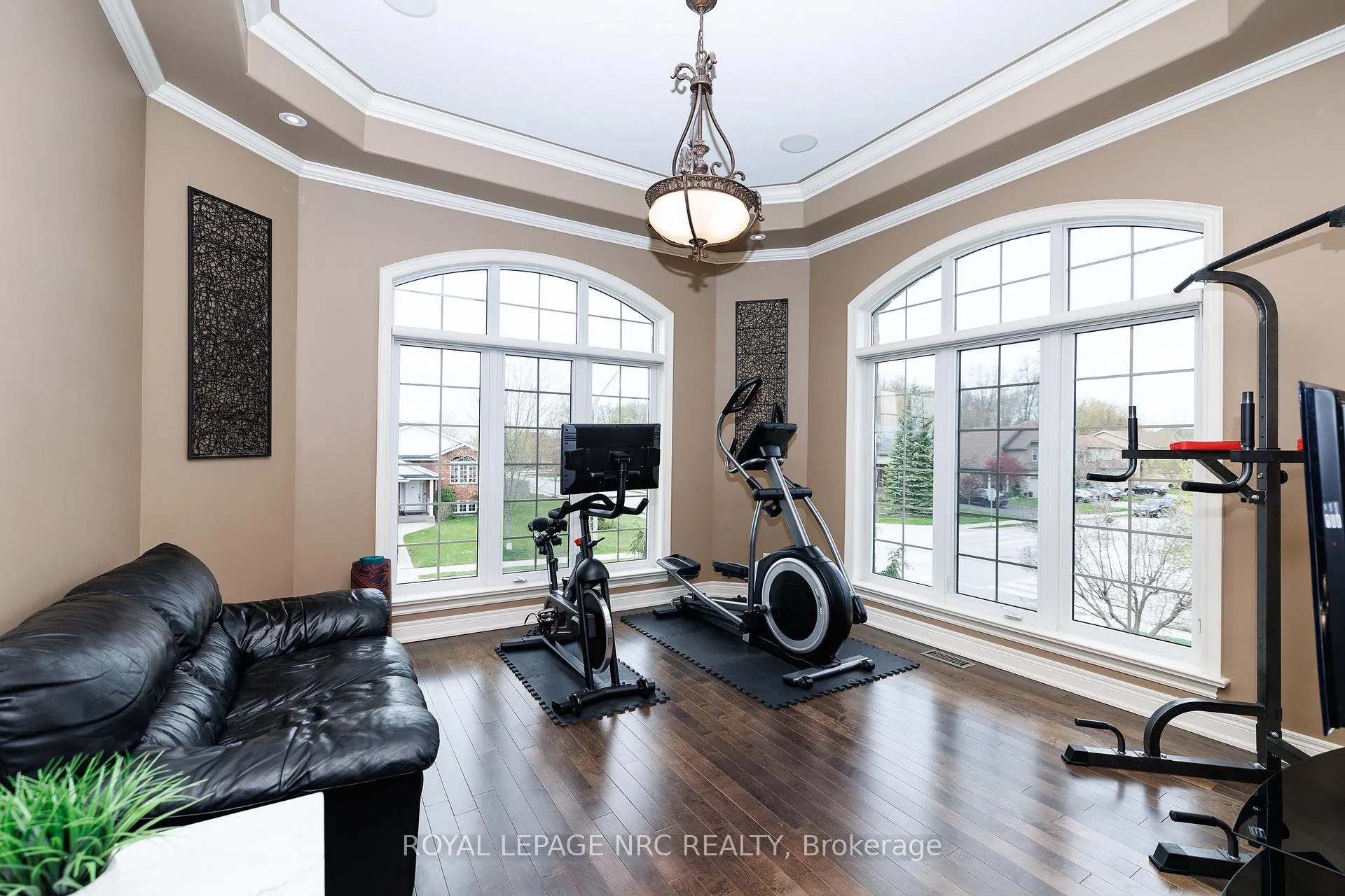Photo 33 of 8479 Forestview Boulevard, Niagara Falls, Forestview — HOMEH