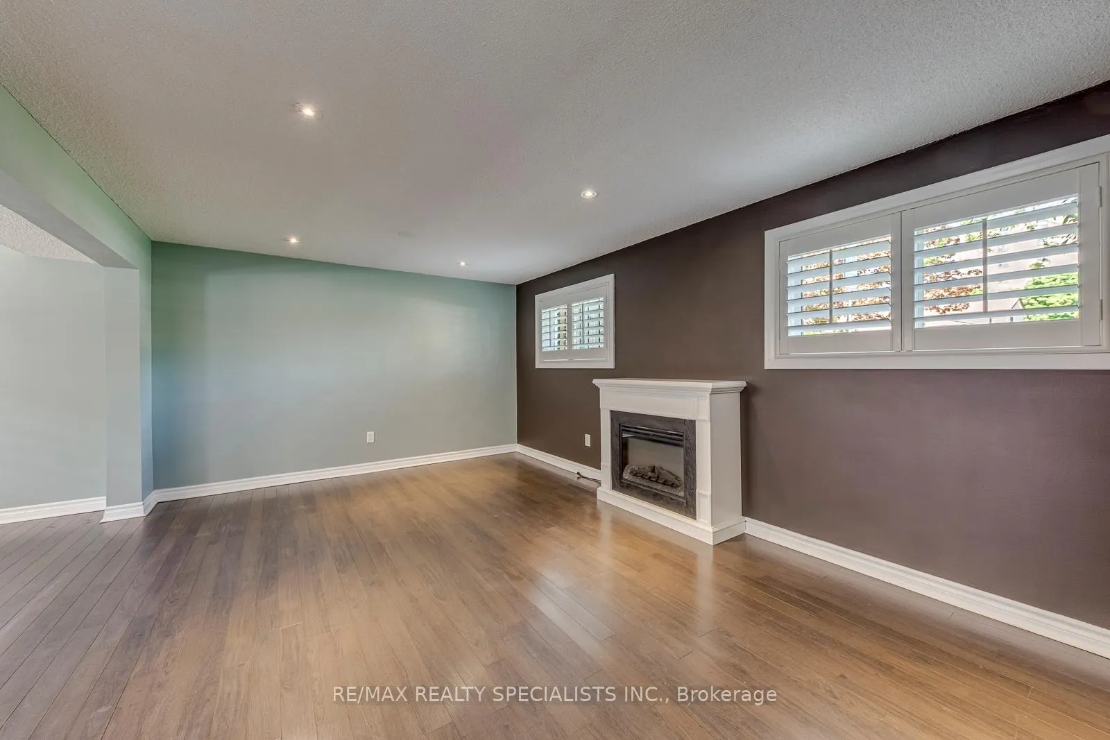 Photo 33 of 5 Country Club Drive, Hamilton, Vincent — HOMEH
