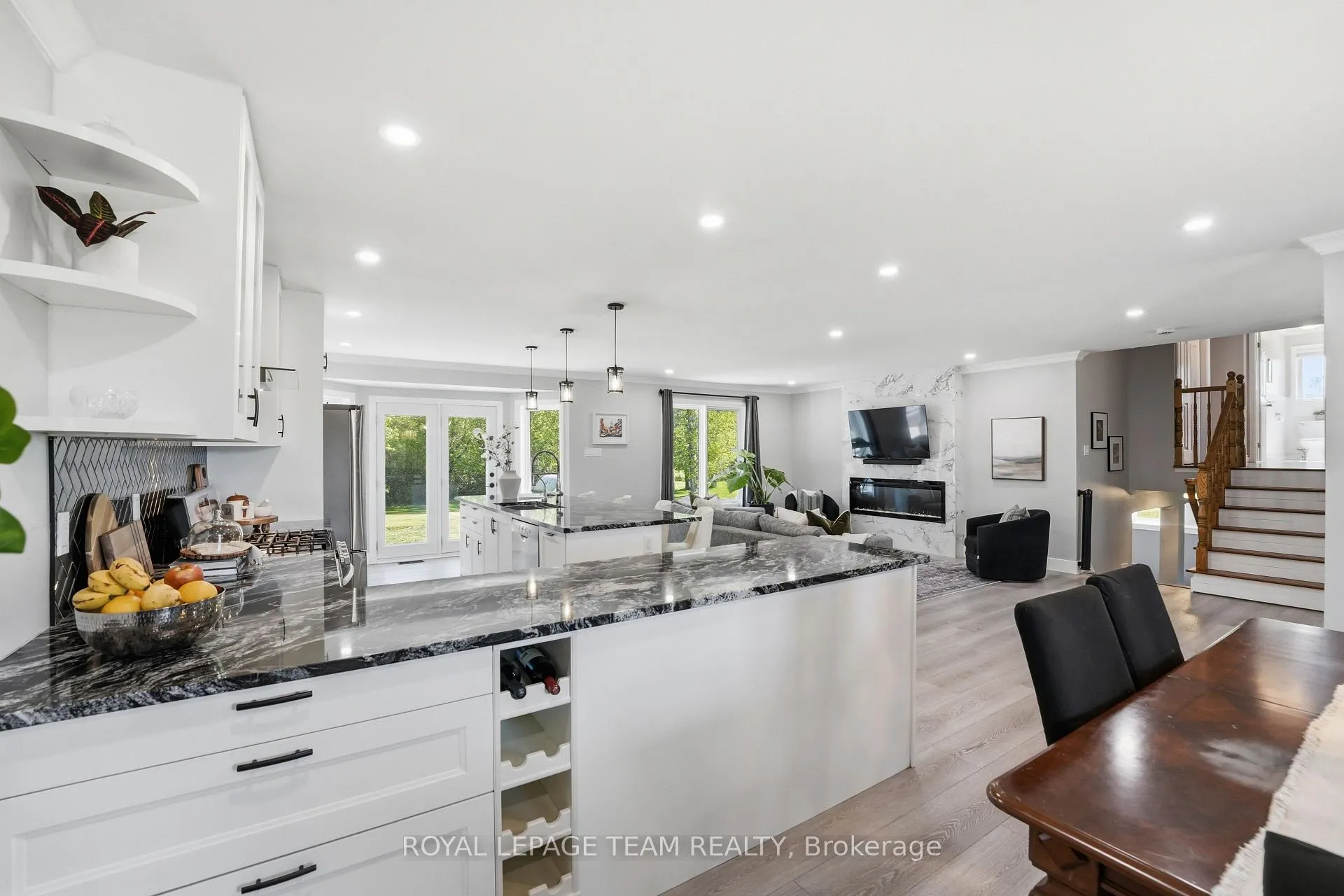 Photo 9 of 118 Rushing Brook Drive, Ottawa, Huntley Ward (South West) — HOMEH