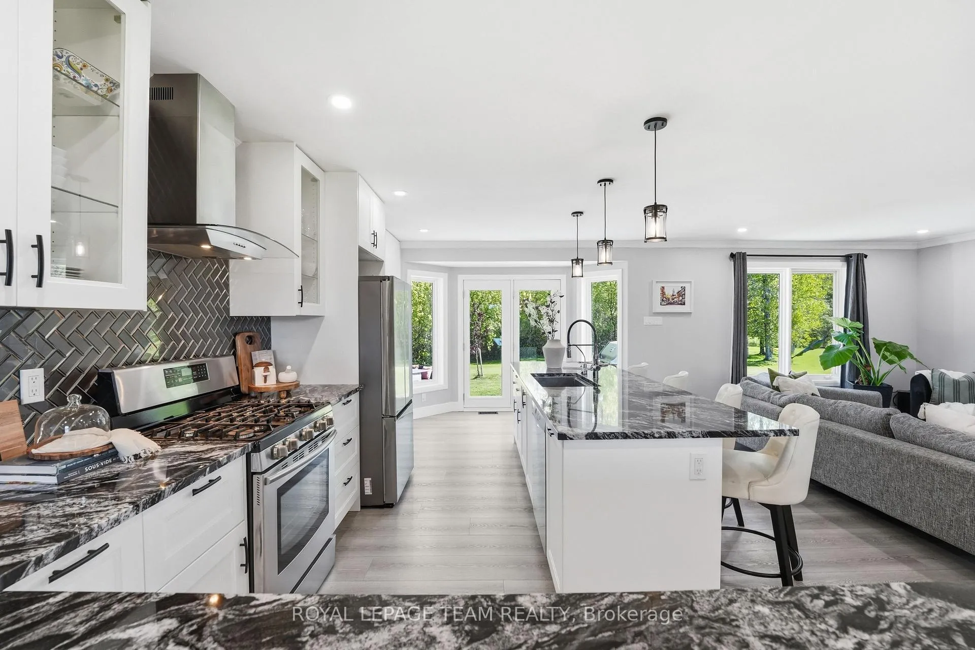 Photo 10 of 118 Rushing Brook Drive, Ottawa, Huntley Ward (South West) — HOMEH