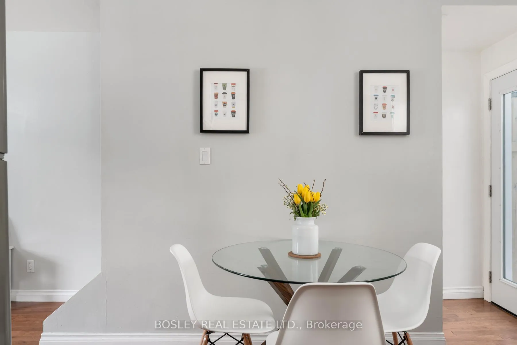 Photo 9 of 24 Queensdale Avenue, Toronto, Danforth Village-East York — HOMEH