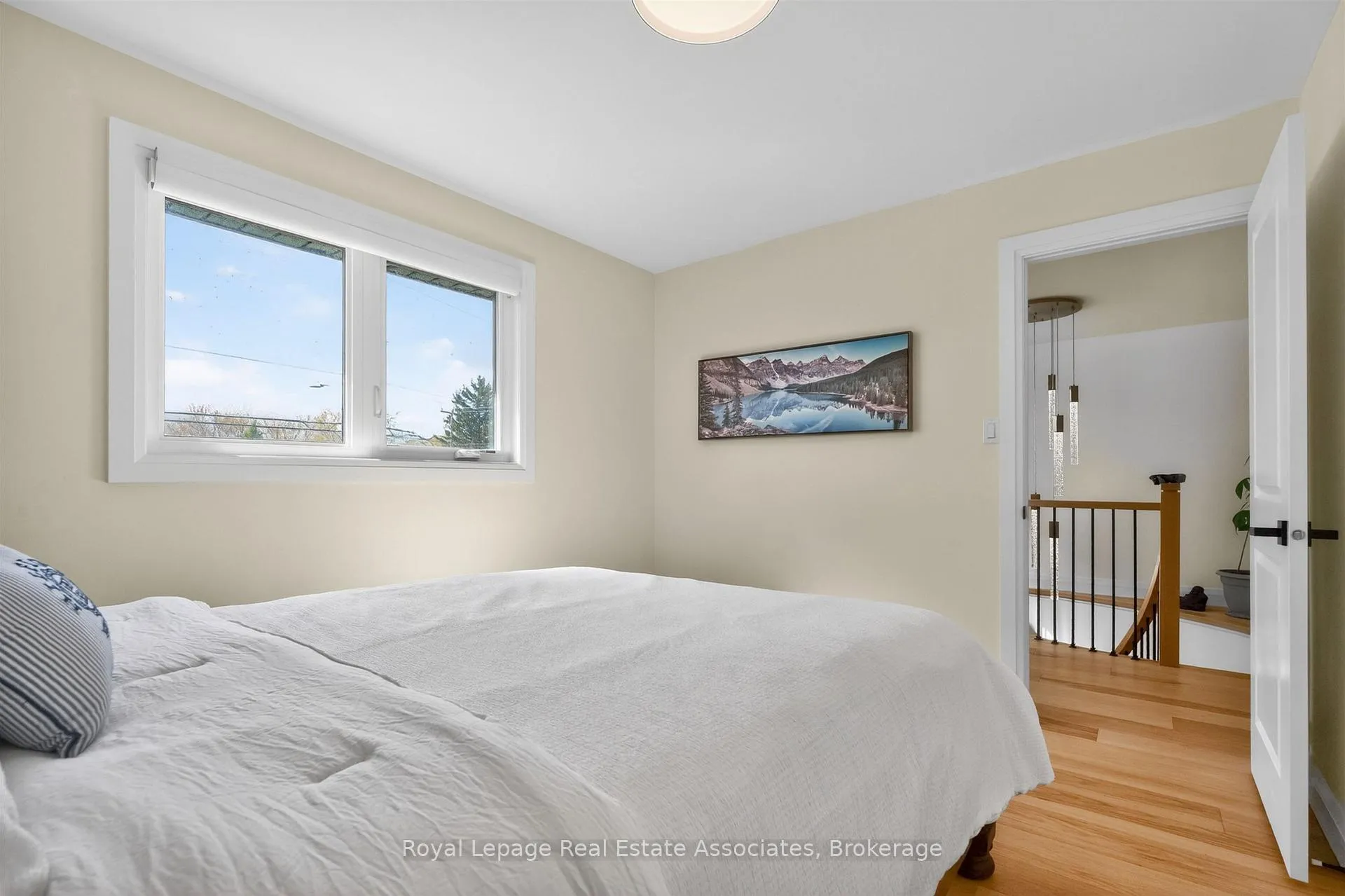 Photo 31 of 382 Nelles Road N, Grimsby, Grimsby Beach — HOMEH