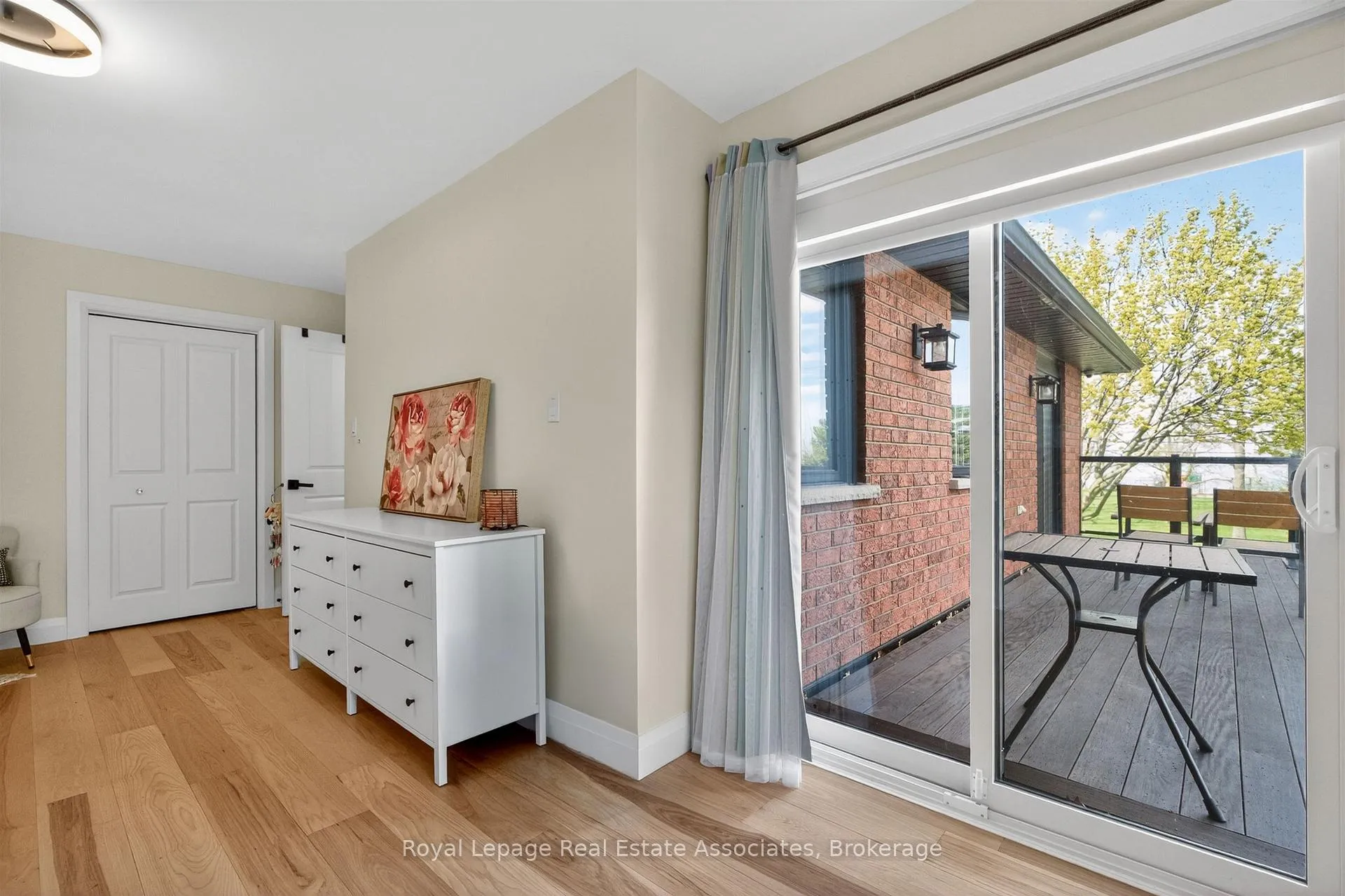 Photo 34 of 382 Nelles Road N, Grimsby, Grimsby Beach — HOMEH