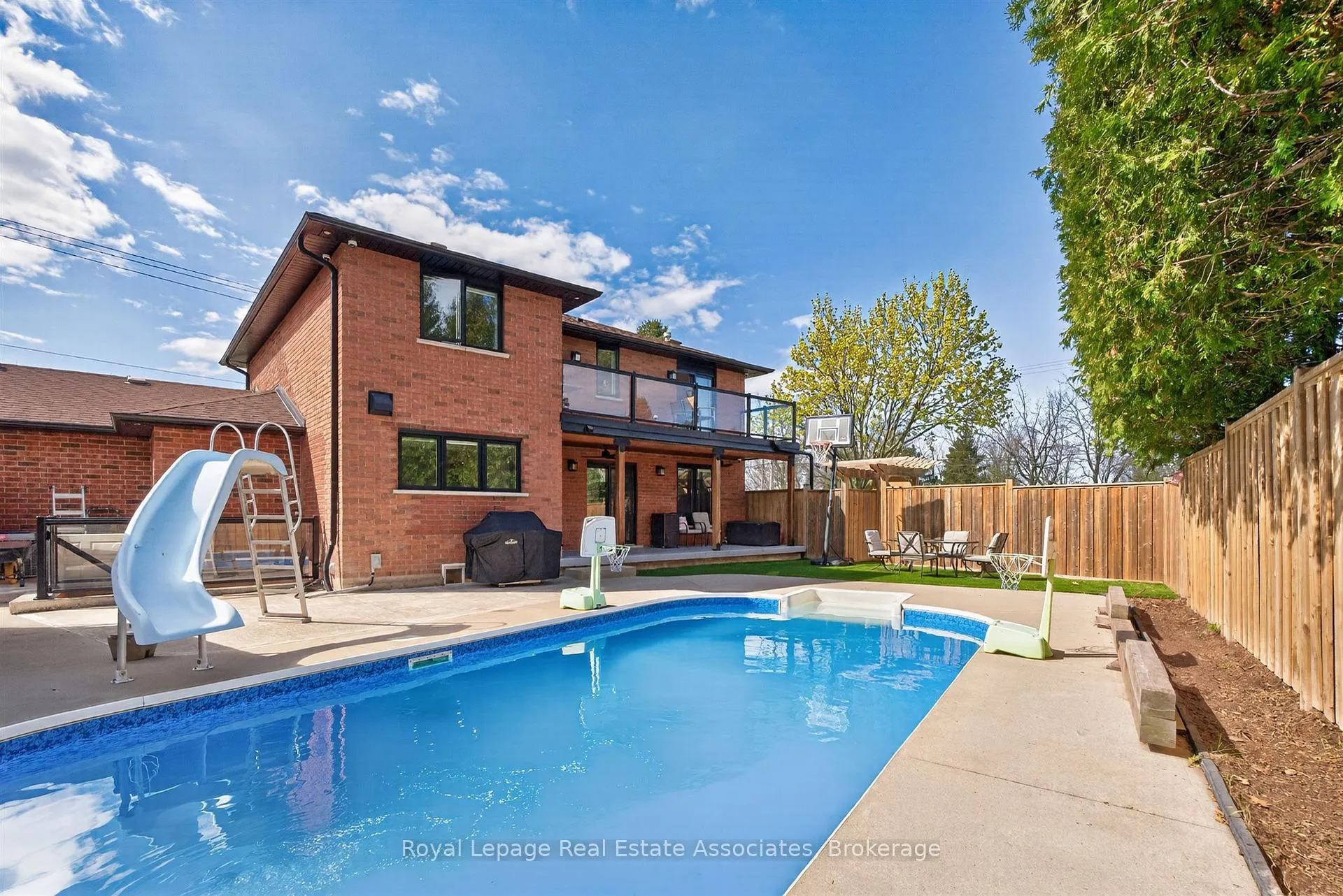 Photo 44 of 382 Nelles Road N, Grimsby, Grimsby Beach — HOMEH