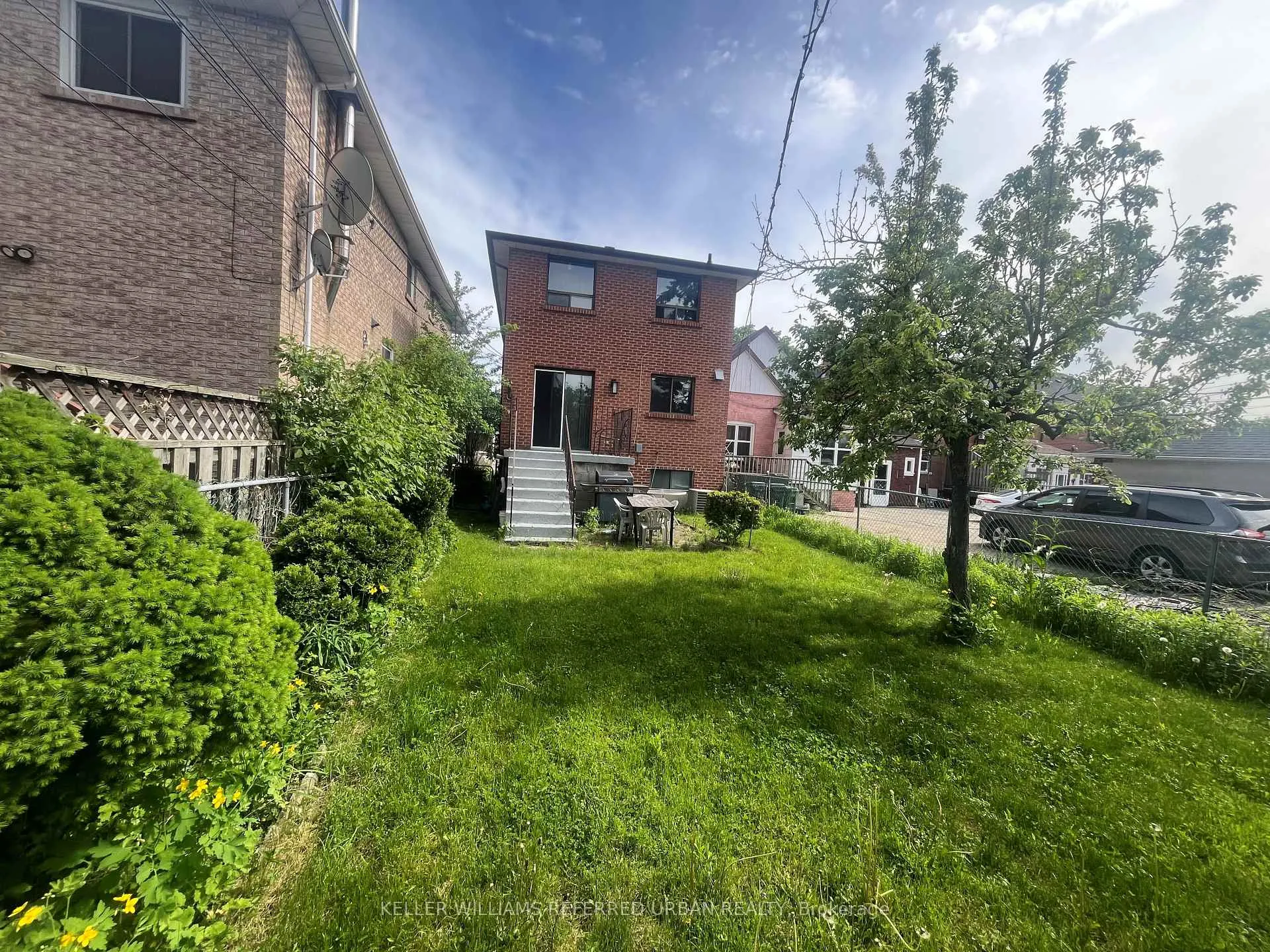 Photo 11 of Unit Main, 222 Mortimer Avenue, Toronto, Danforth Village-East York — HOMEH