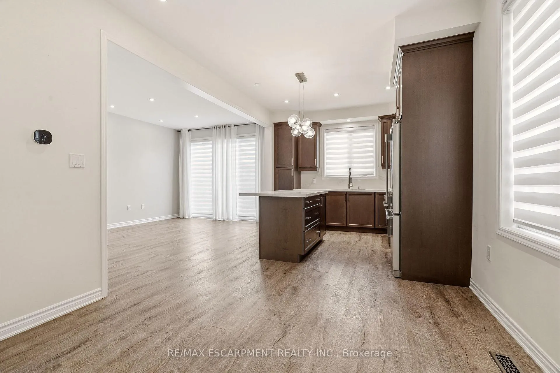 Photo 13 of 1364 Sycamore Garden, Milton, Cobban — HOMEH