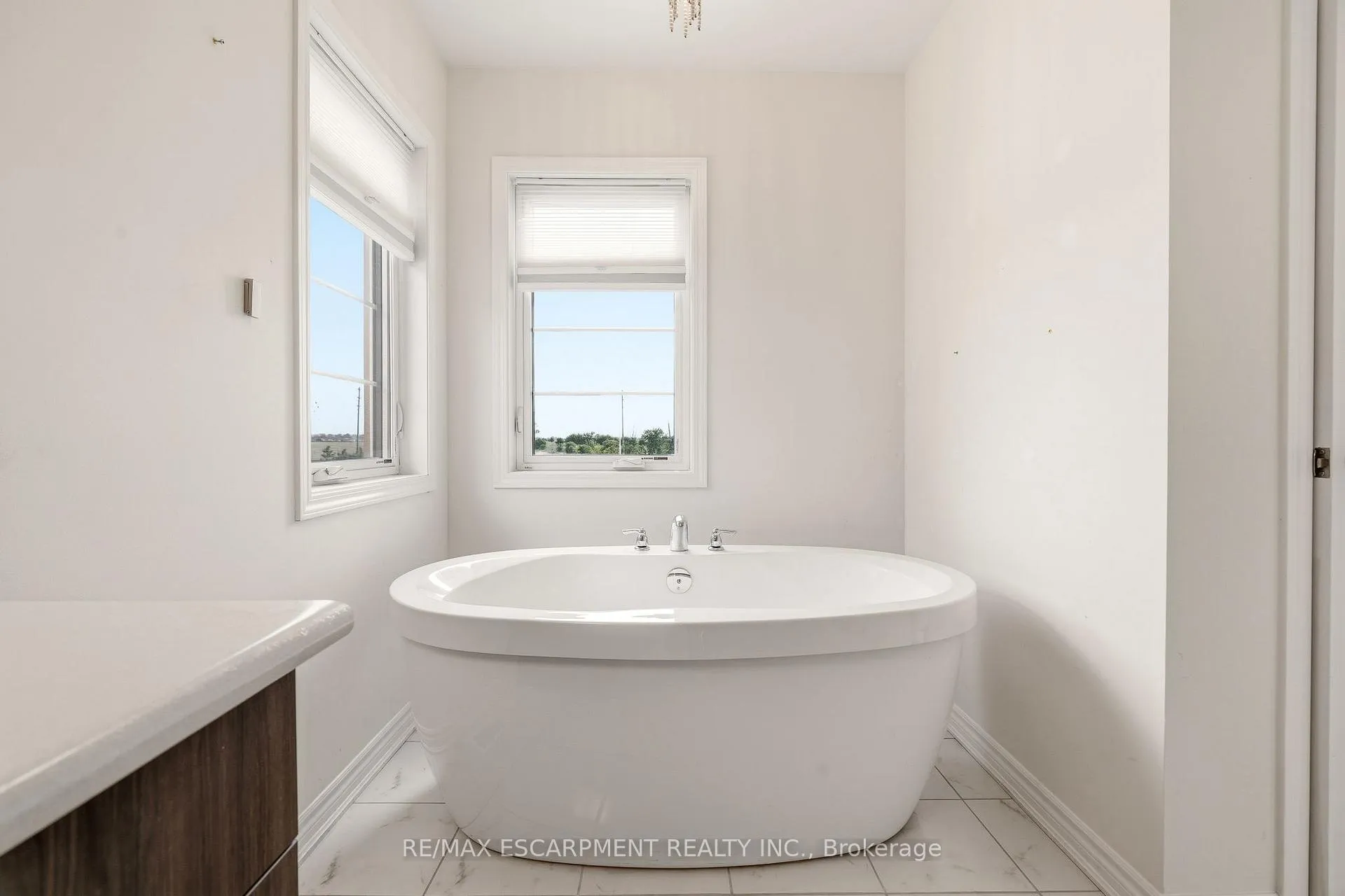 Photo 28 of 1364 Sycamore Garden, Milton, Cobban — HOMEH
