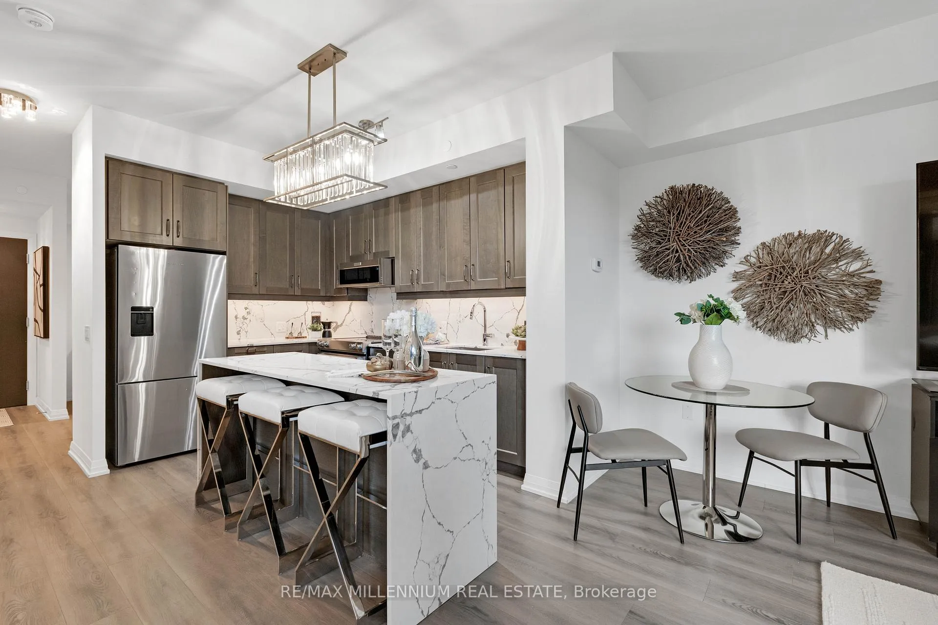 Photo 4 of Unit 209, 9000 Jane Street, Vaughan, Vellore Village — HOMEH