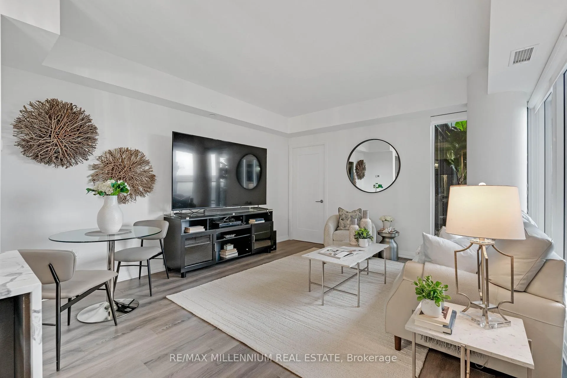 Photo 5 of Unit 209, 9000 Jane Street, Vaughan, Vellore Village — HOMEH