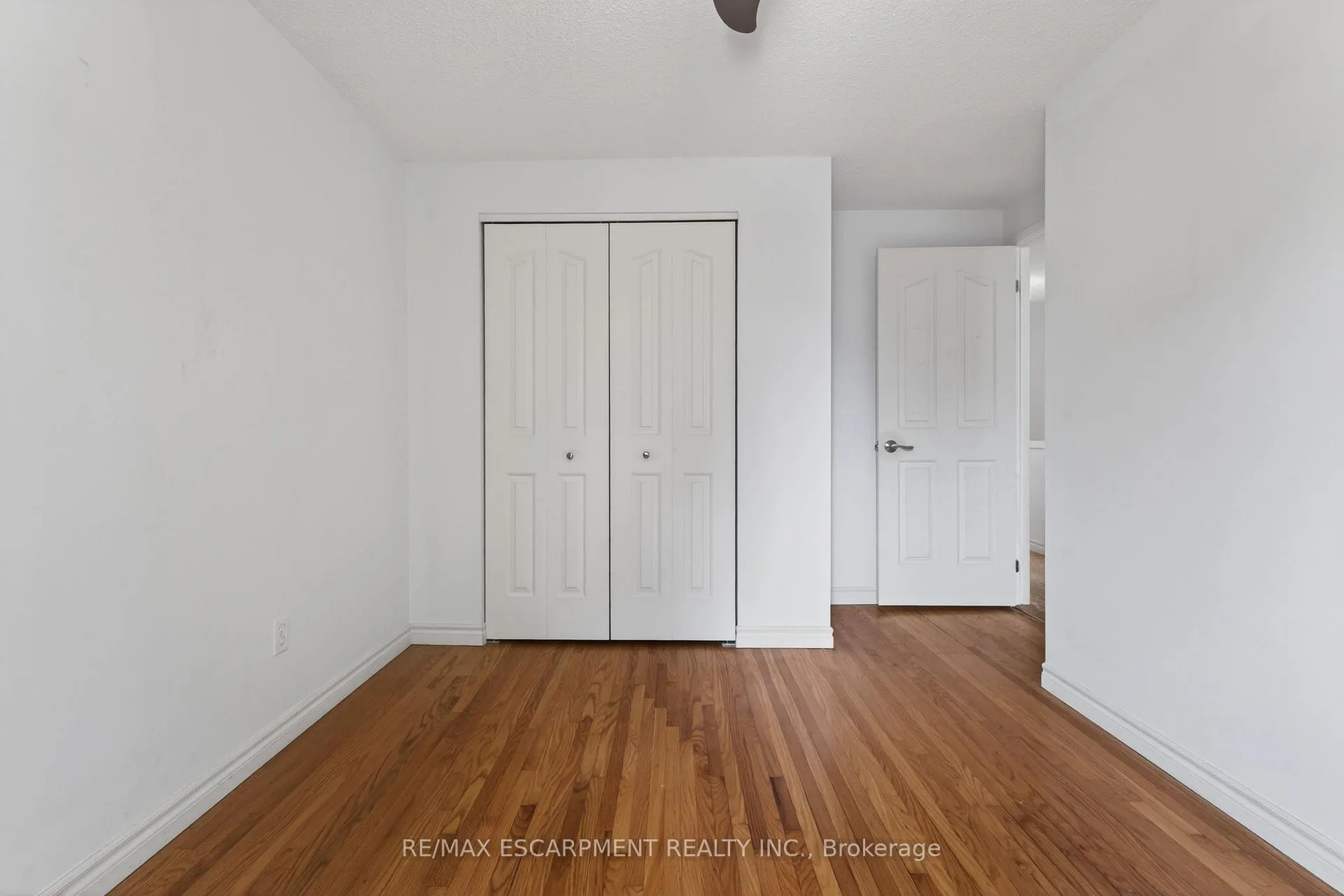Photo 22 of Unit 31, 2700 Barton Street E, Hamilton, Riverdale — HOMEH